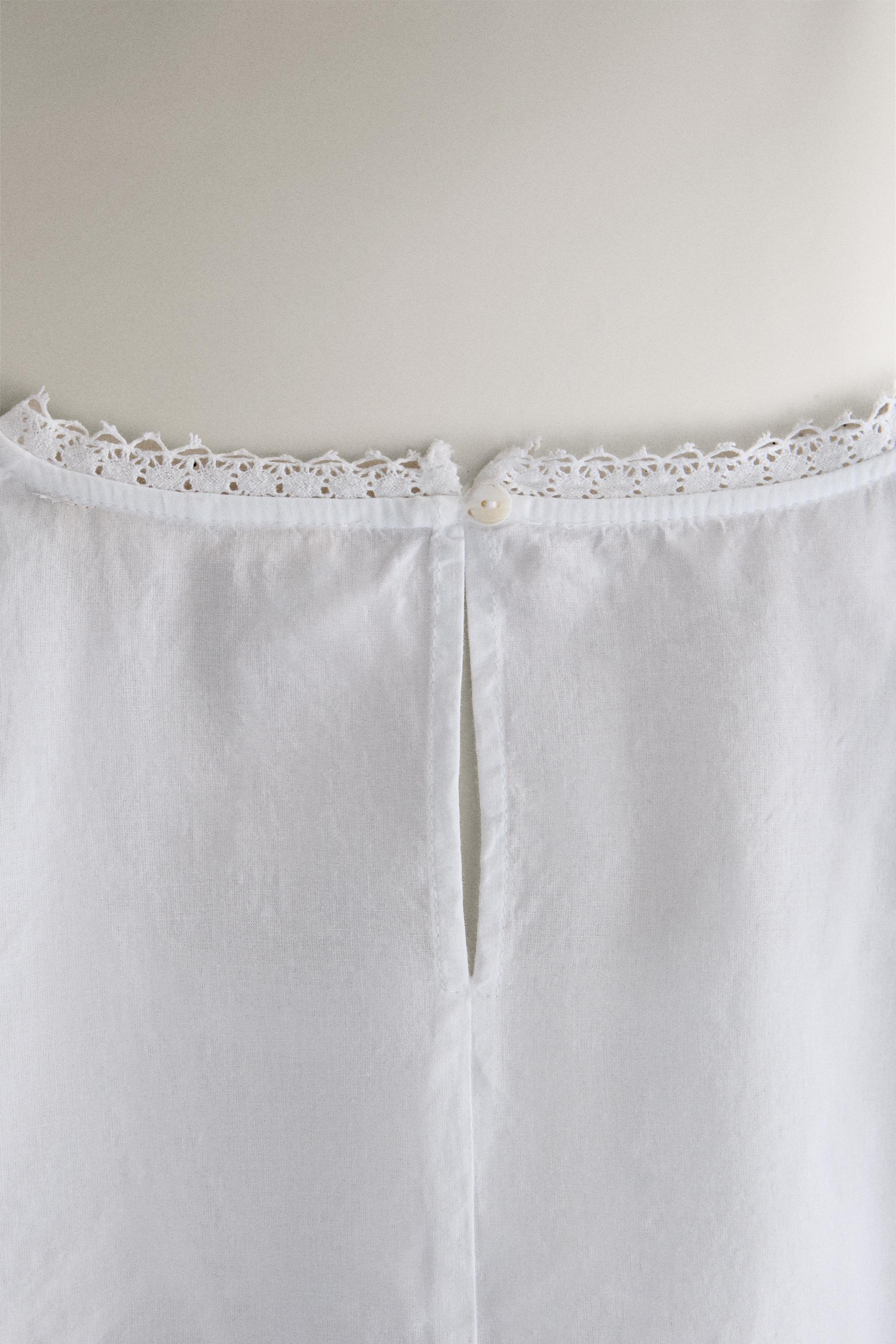 LACE AND EMBROIDERY T-SHIRT