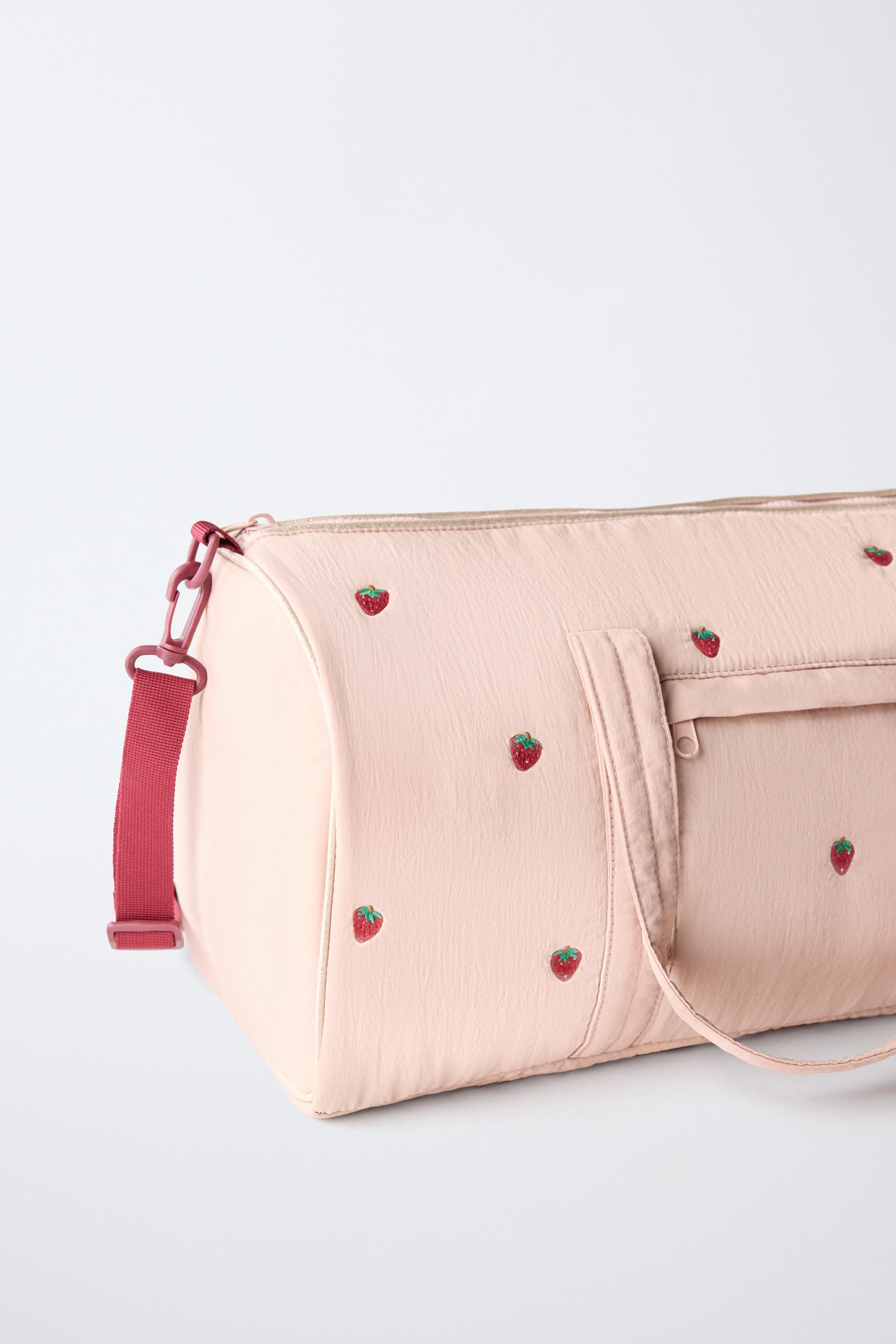 STRAWBERRY BOWLING BAG