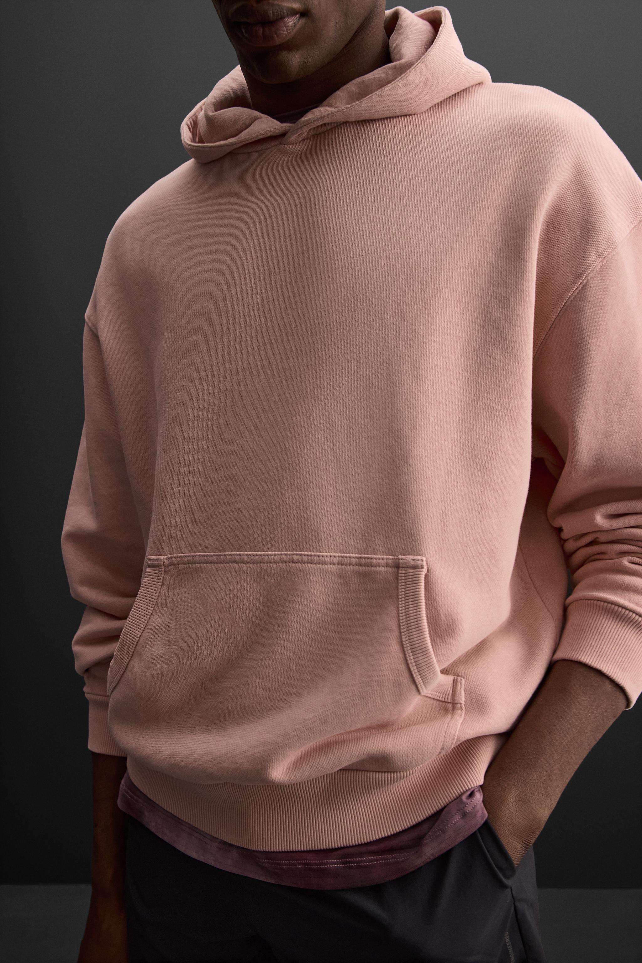 EMBROIDERED HOODIE SWEATSHIRT