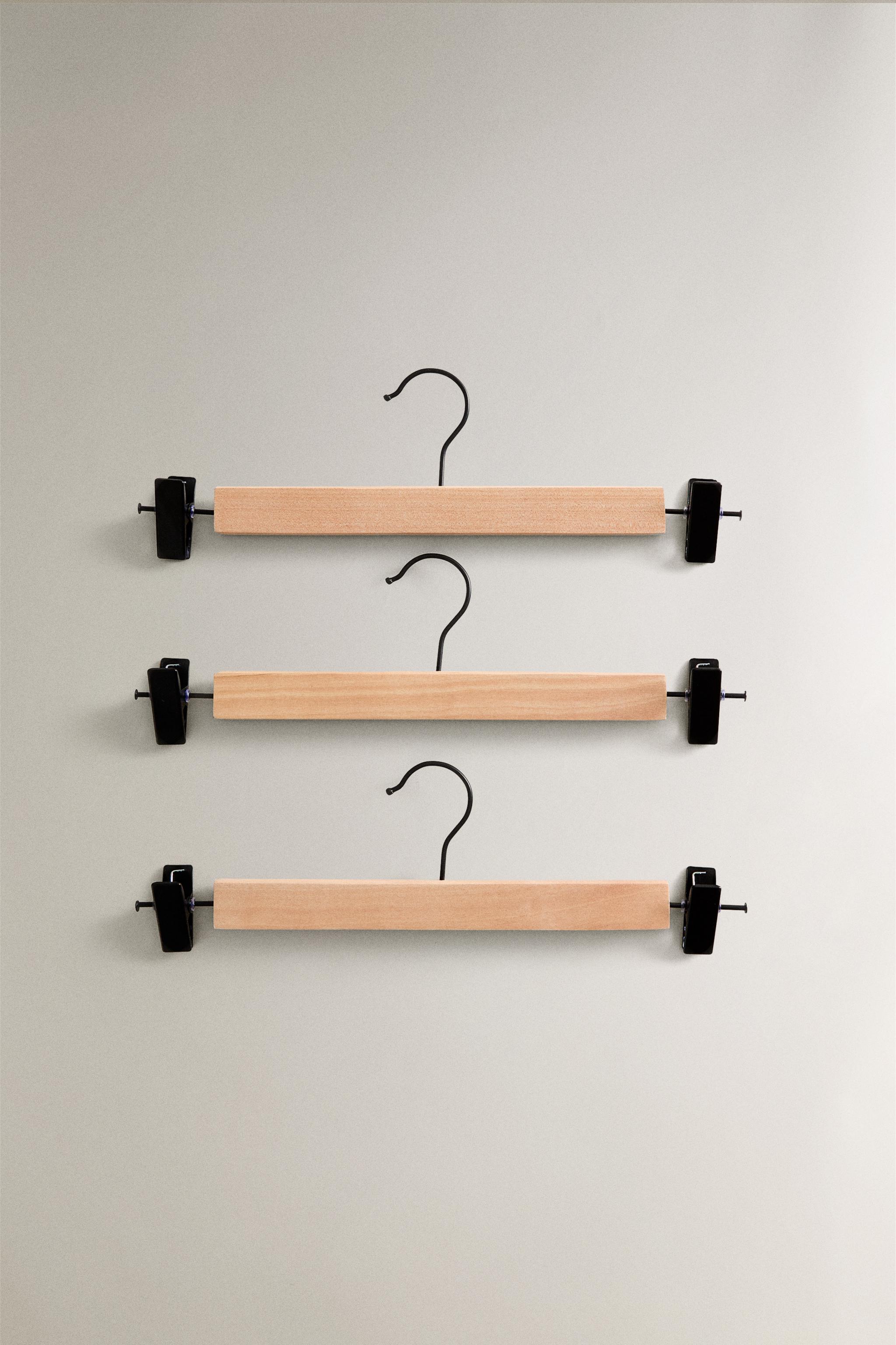 WOODEN SKIRT HANGER (SET OF 3)