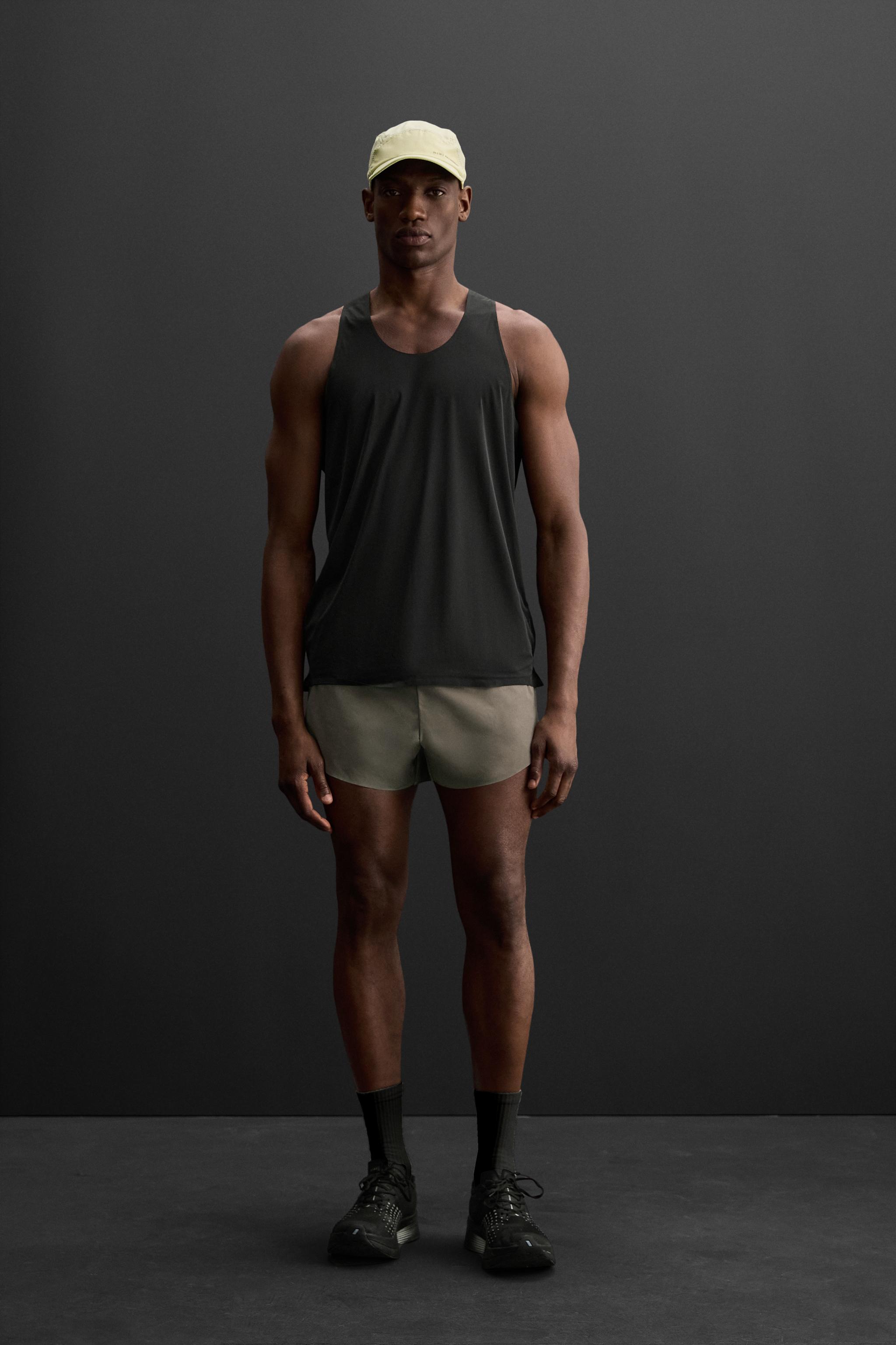 LIGHTWEIGHT TECHNICAL TANK TOP