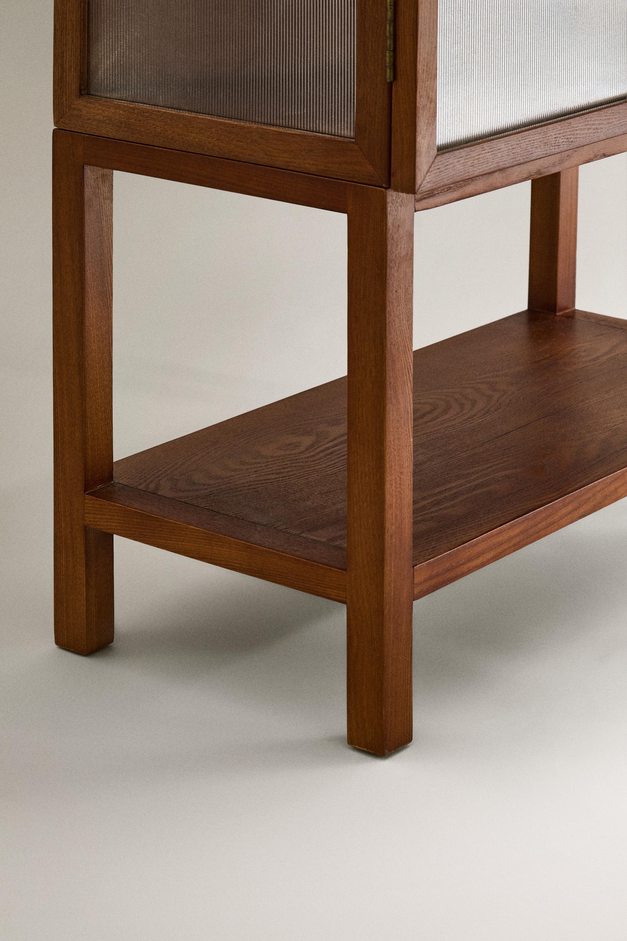 ASH WOOD SIDEBOARD WITH GLASS DOORS