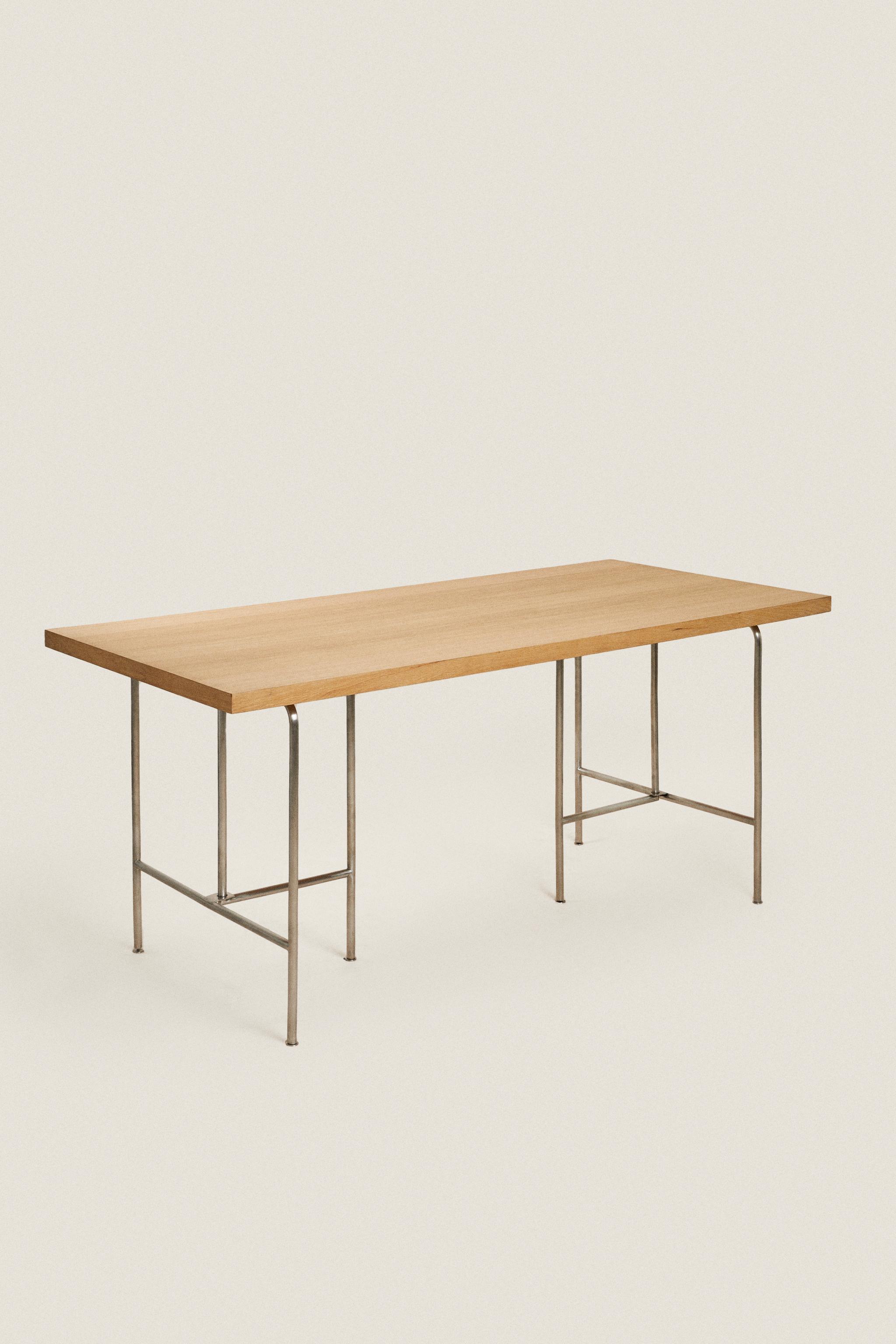 WOOD AND METAL OFFICE DESK