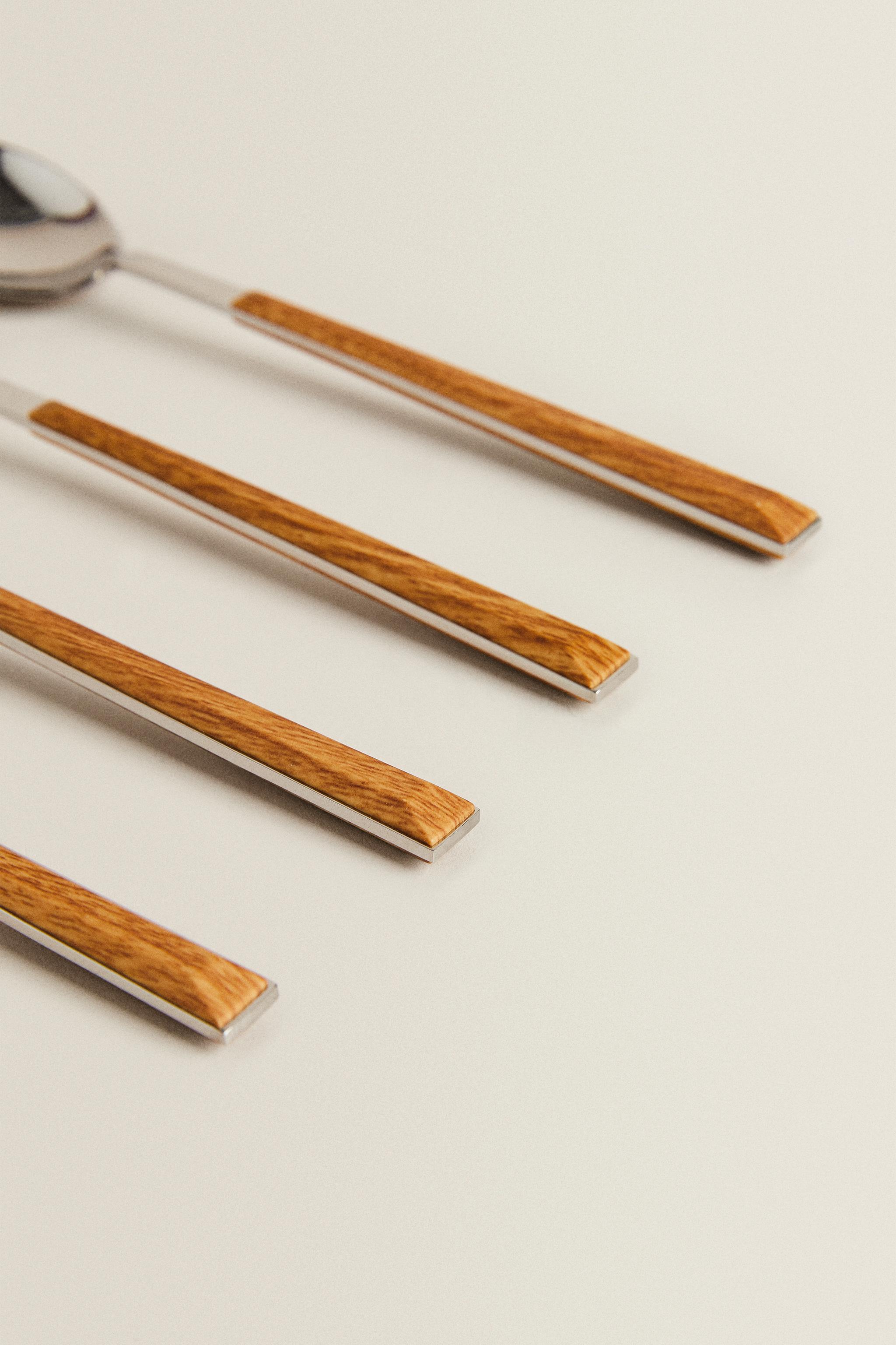 SET OF SPOONS WITH WOOD-DESIGN HANDLES (SET OF 4)