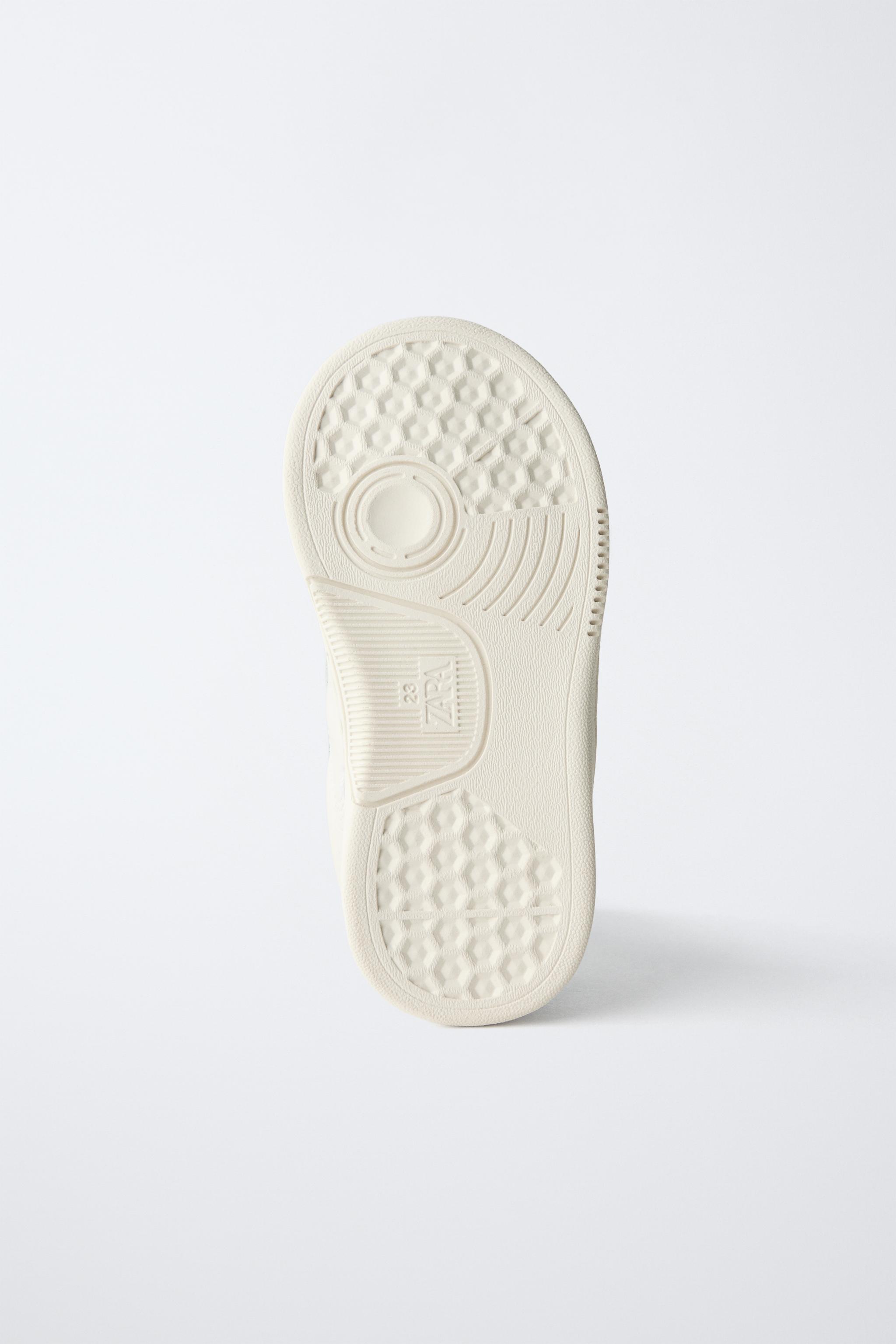 BAREFOOT LEATHER SNEAKERS