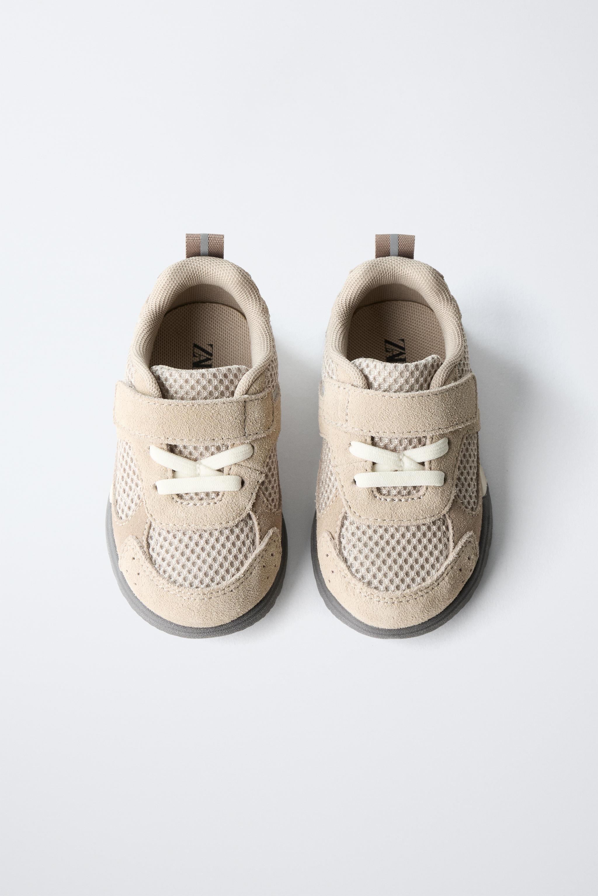 BAREFOOT MULTI-PIECE SNEAKERS