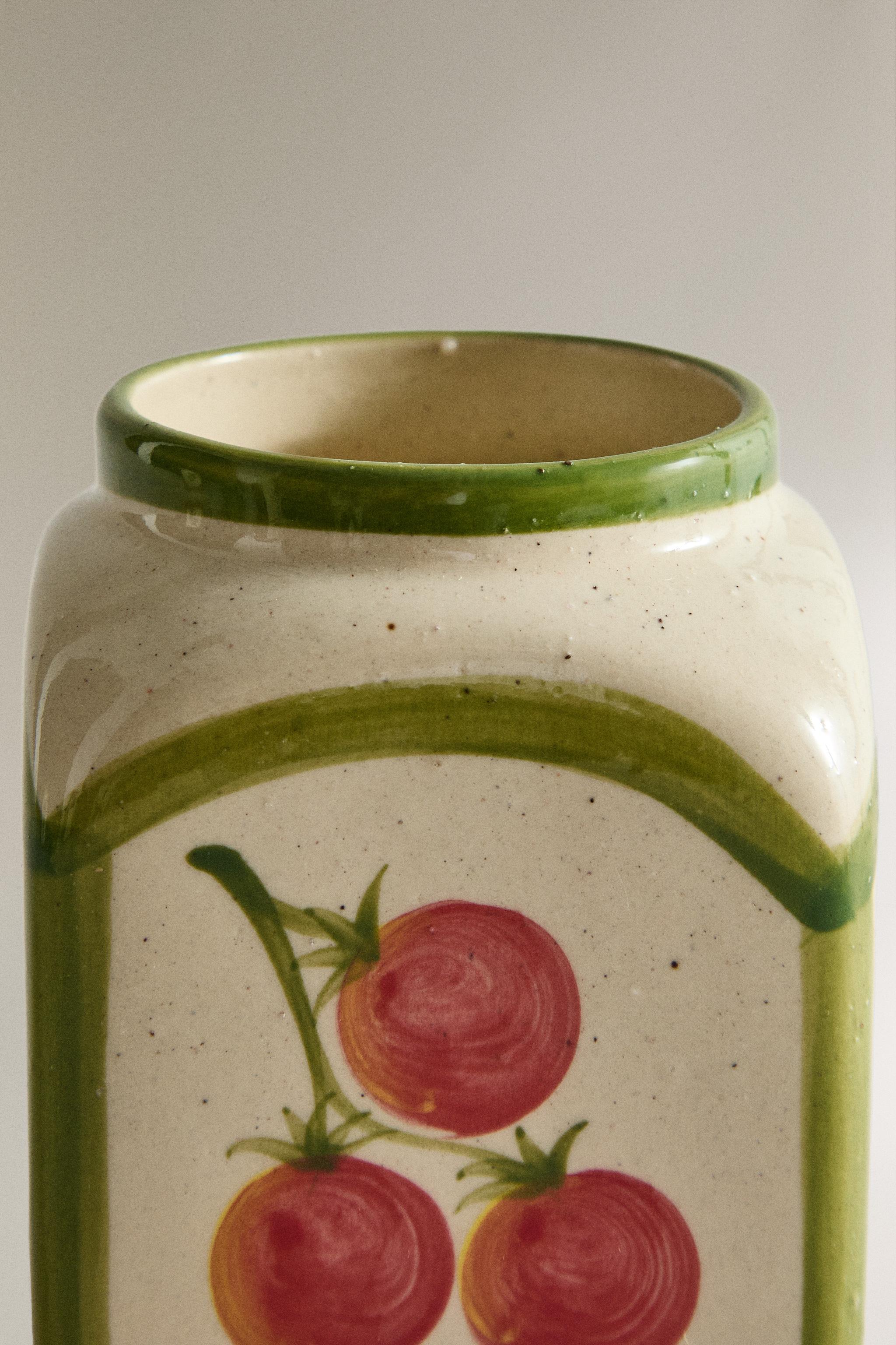 (320 G) TOMATO FIELDS SCENTED CANDLE