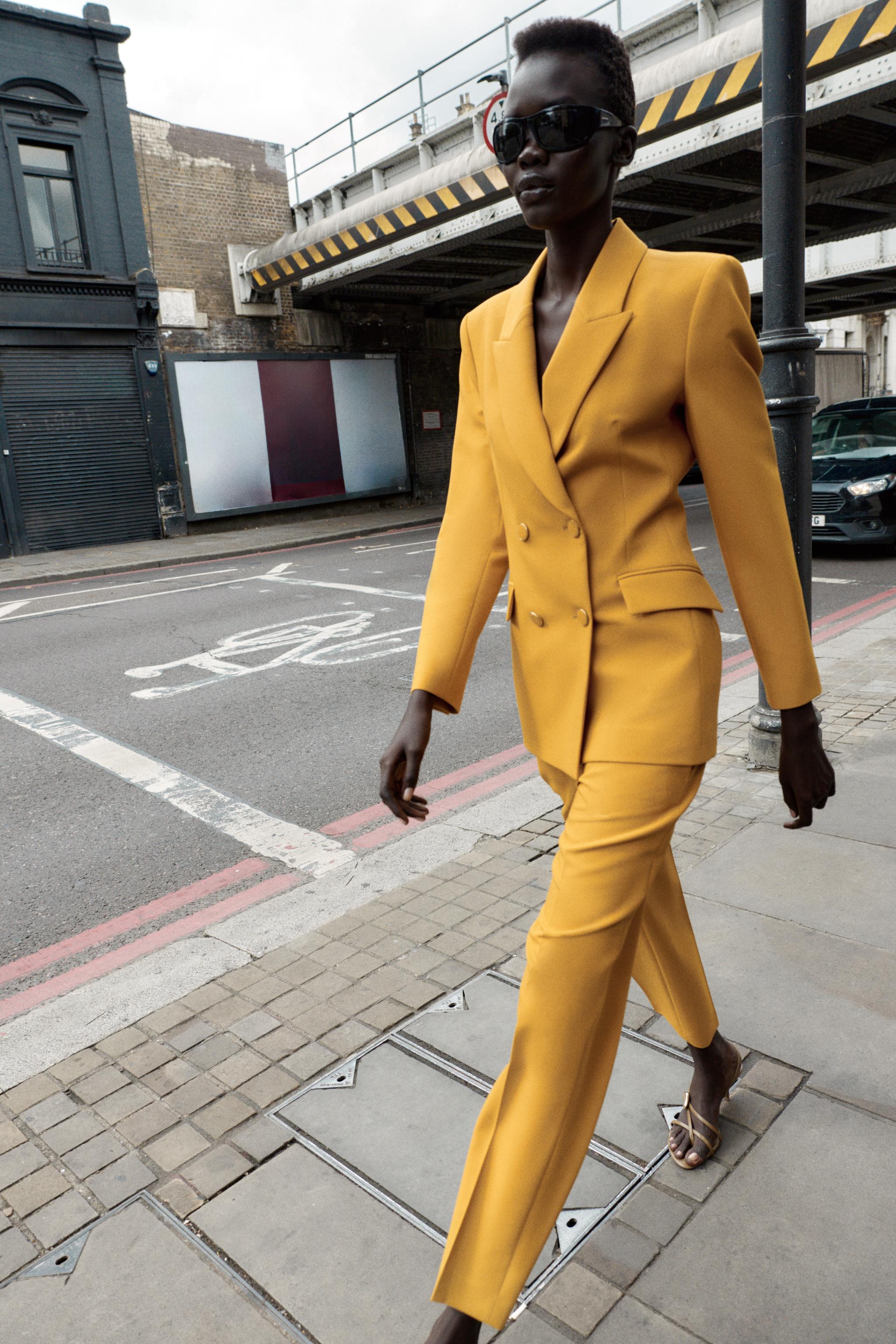 DOUBLE BREASTED BLAZER WITH SHOULDER PADS