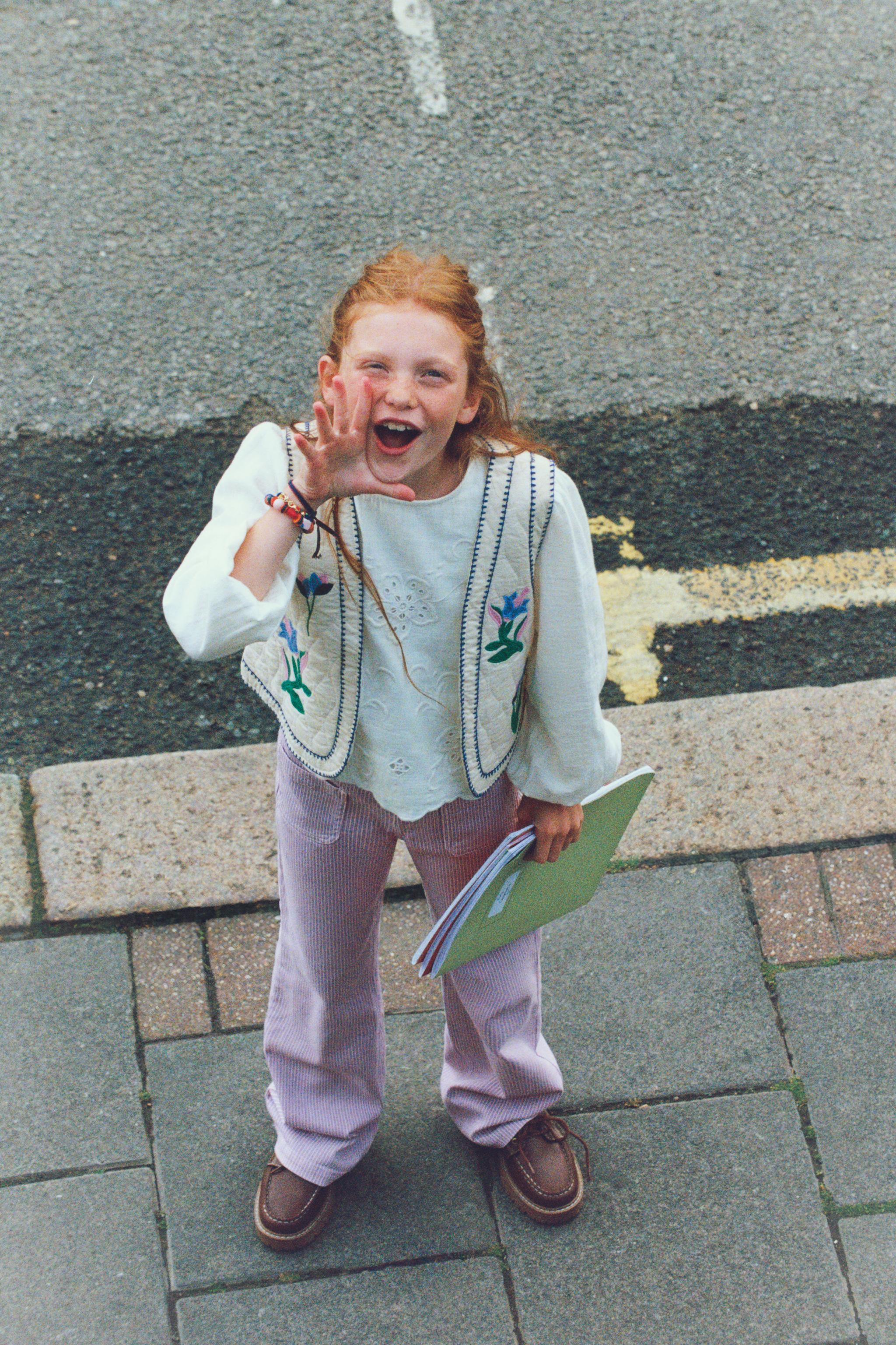 TULIP EMBROIDERY VEST