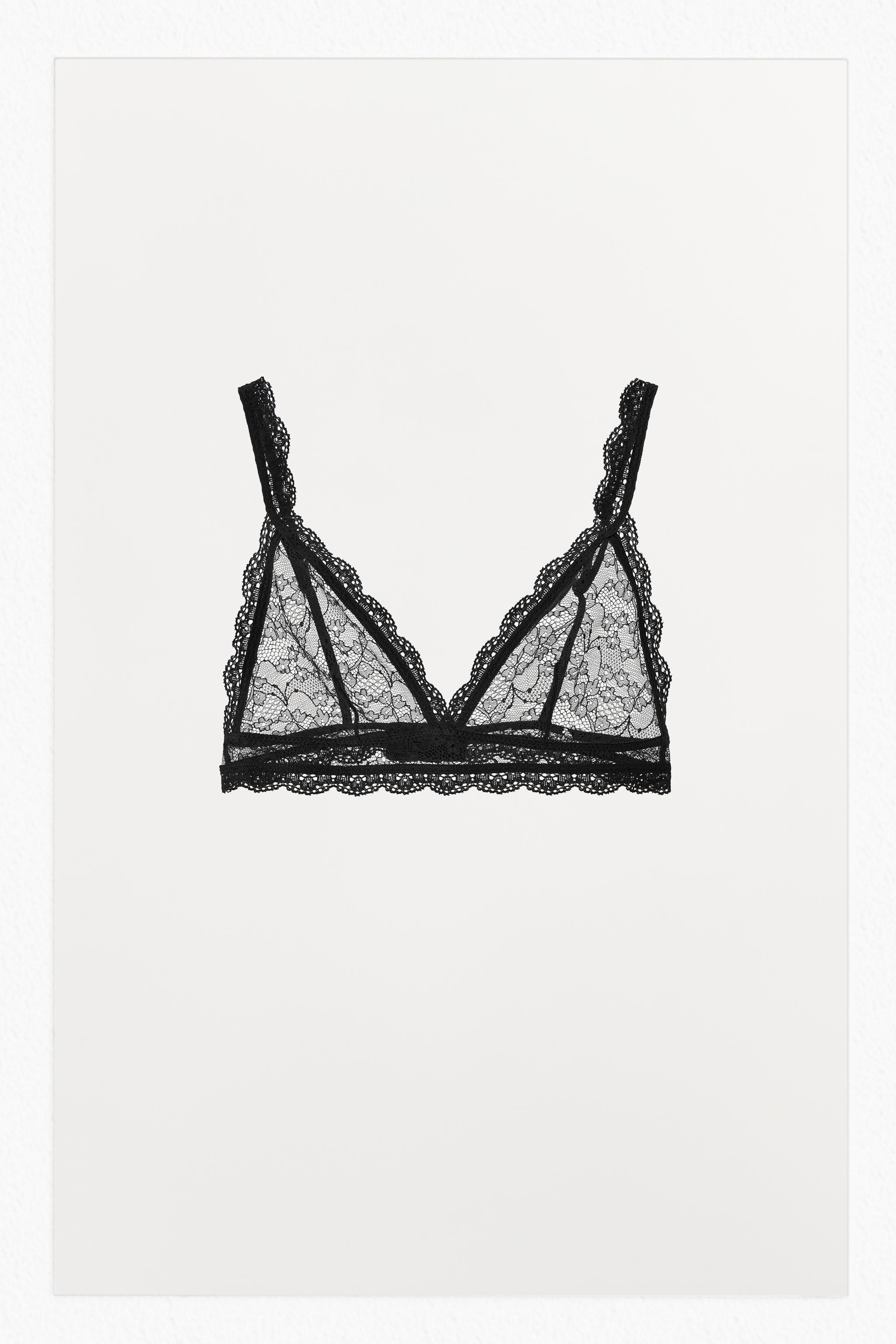 LACE TRIANGLE BRALETTE