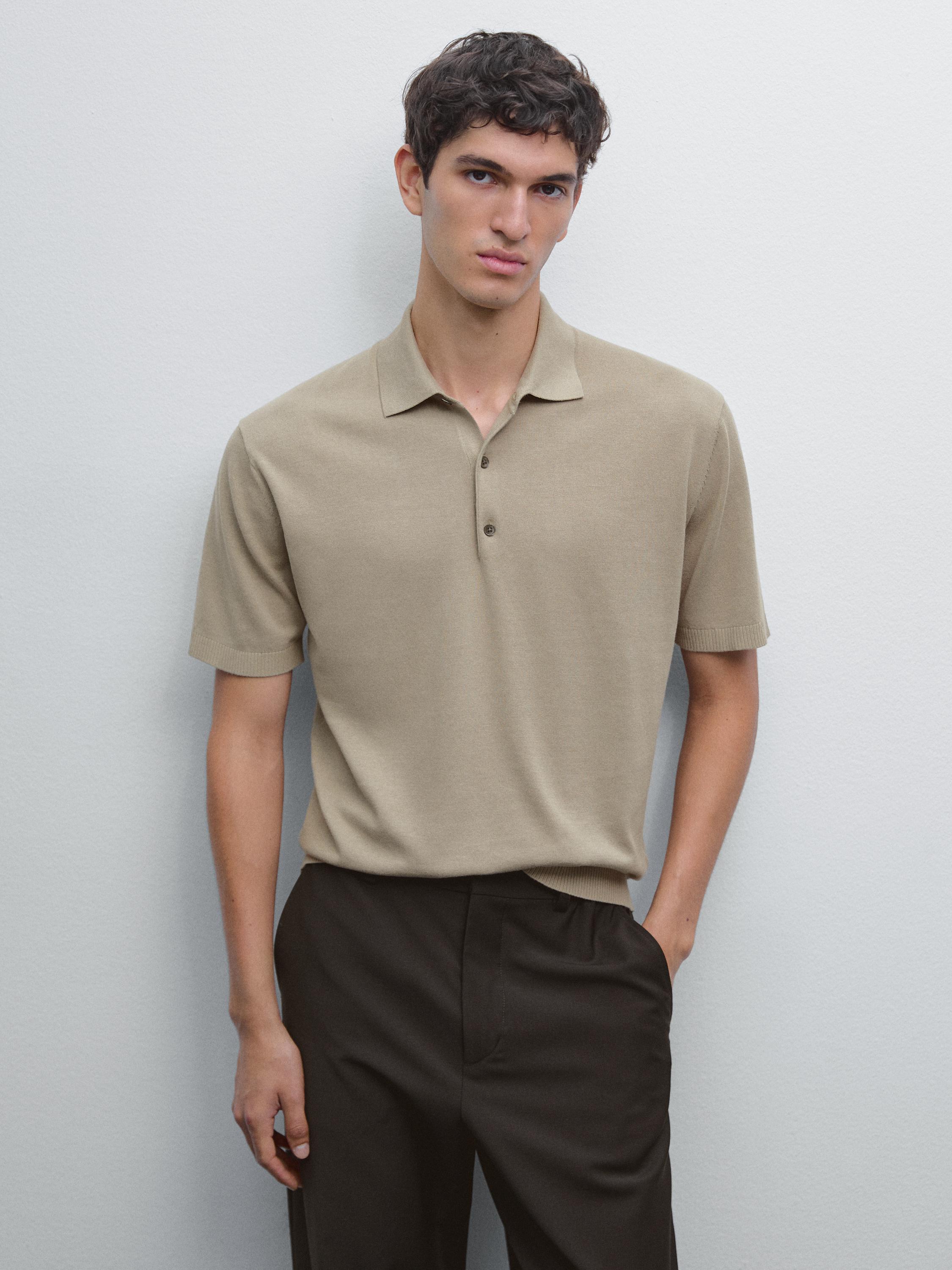 Short sleeve knit polo shirt