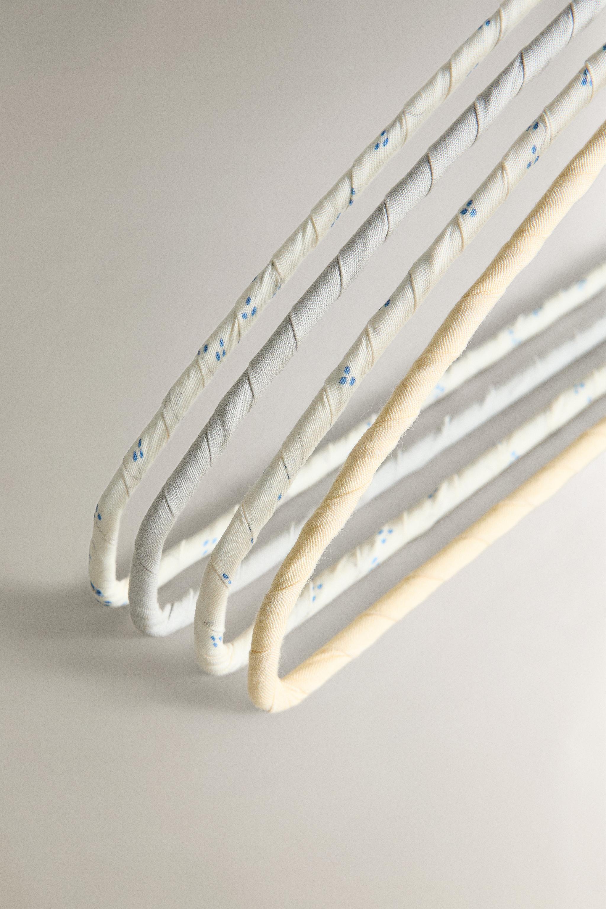 SET OF LINED BABY HANGERS (SET OF 4)