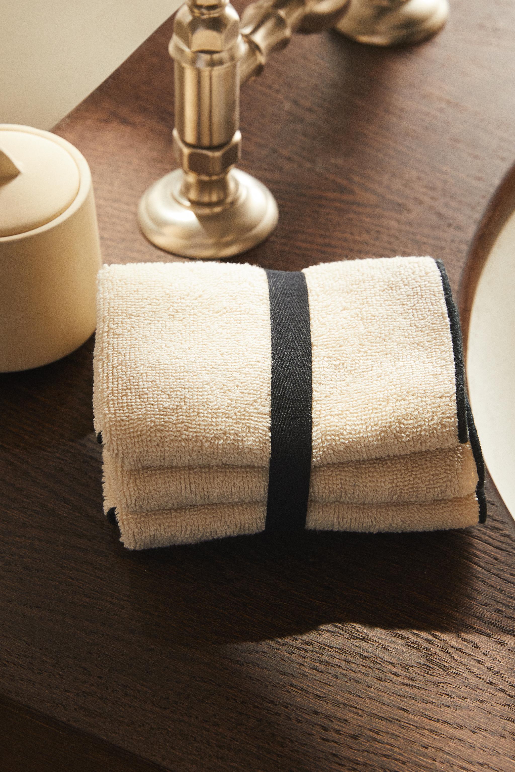 PACK OF COTTON OVERLOCK HAND TOWELS (PACK OF 3)