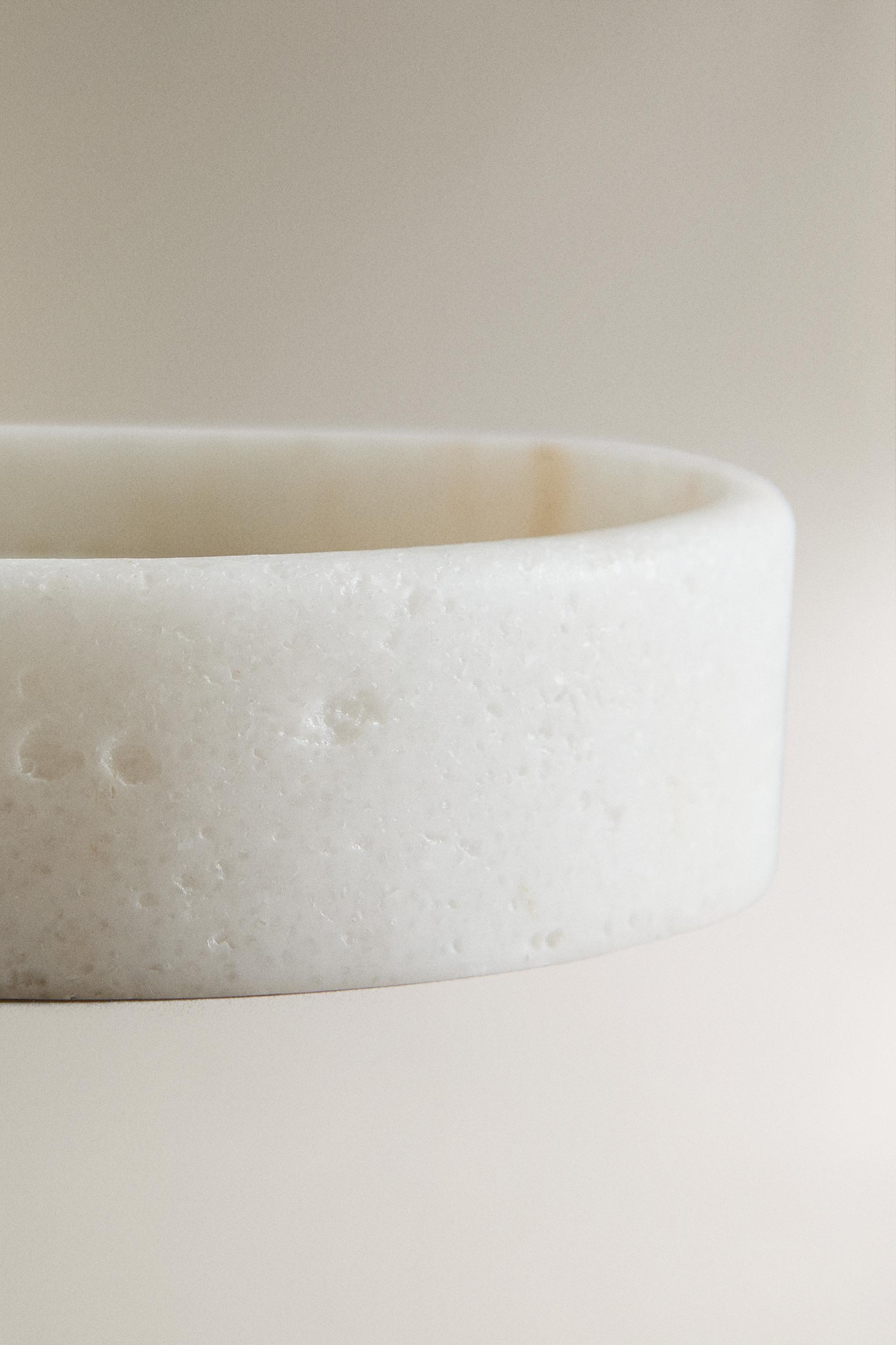 MARBLE-EFFECT BATHROOM SOAP DISH