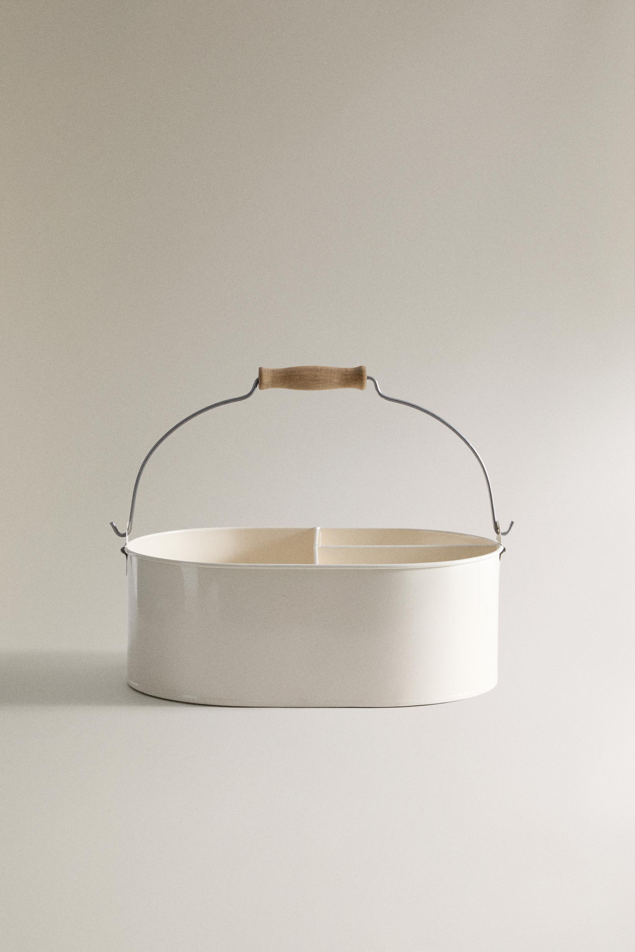 METAL BOX WITH COMPARTMENTS