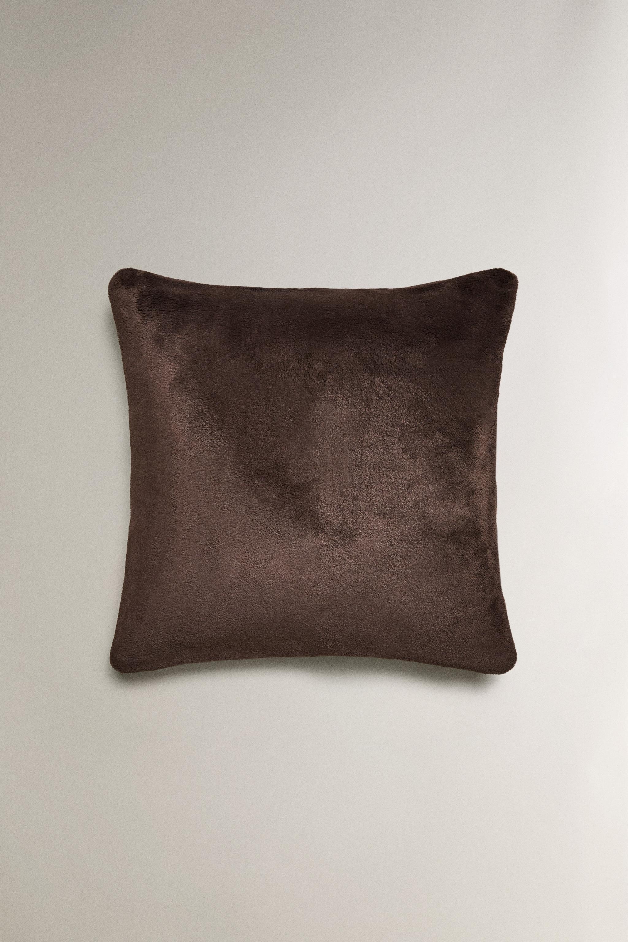 FAUX FUR THROW PILLOW COVER