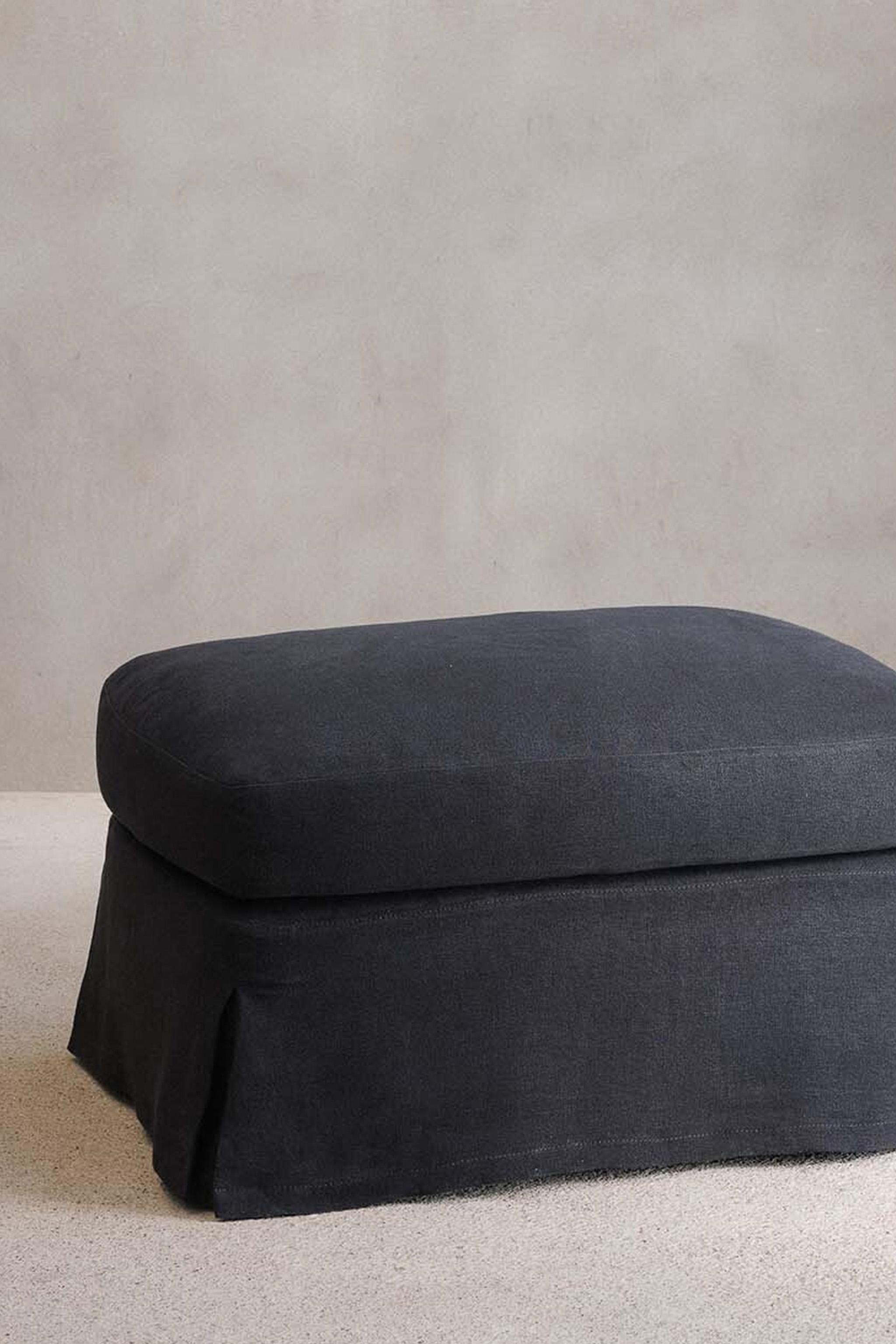 FOOTSTOOL 01 LINEN COVER