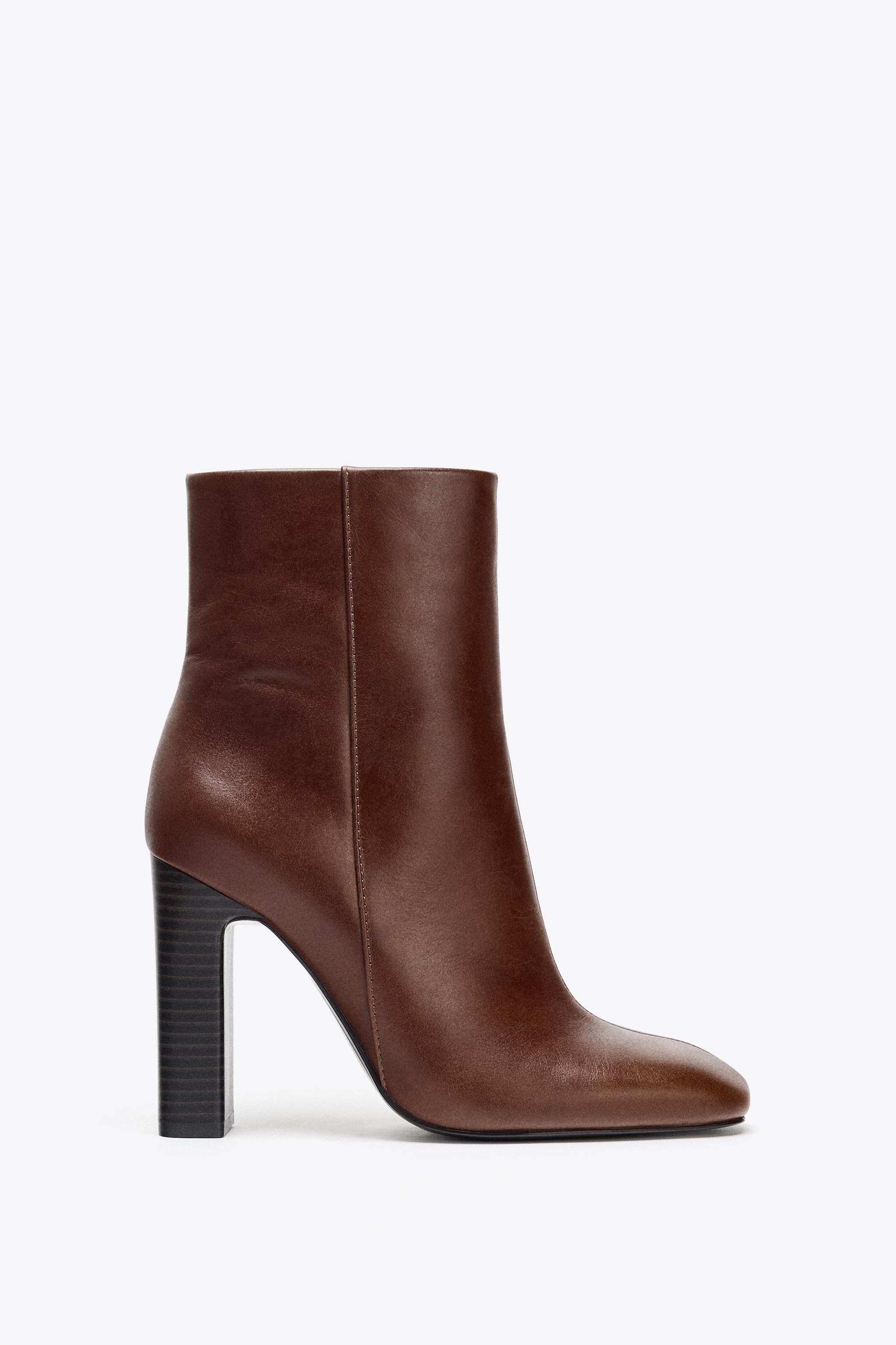 LEATHER WIDE HEEL ANKLE BOOTS