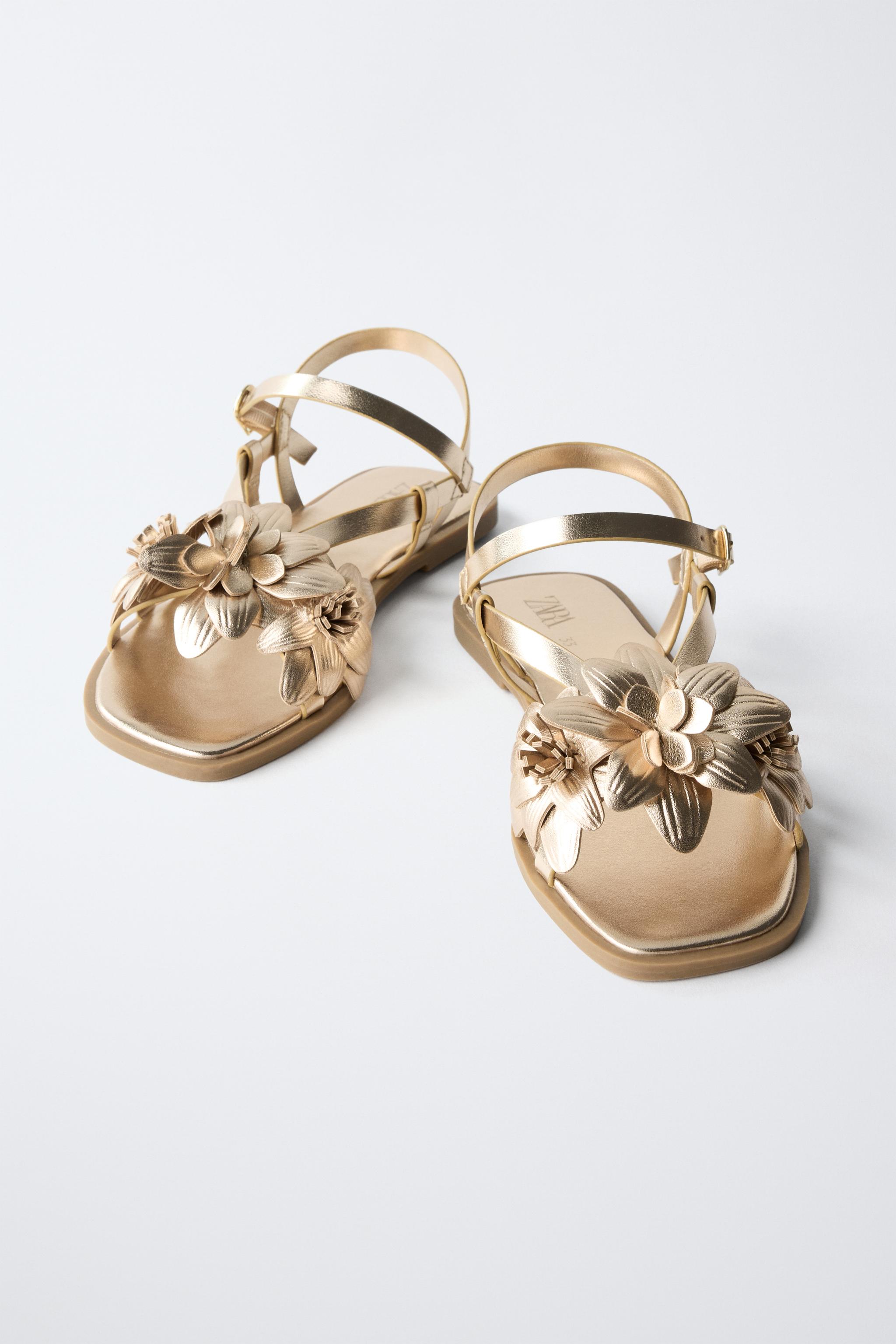 METALLIC FLOWER SANDALS