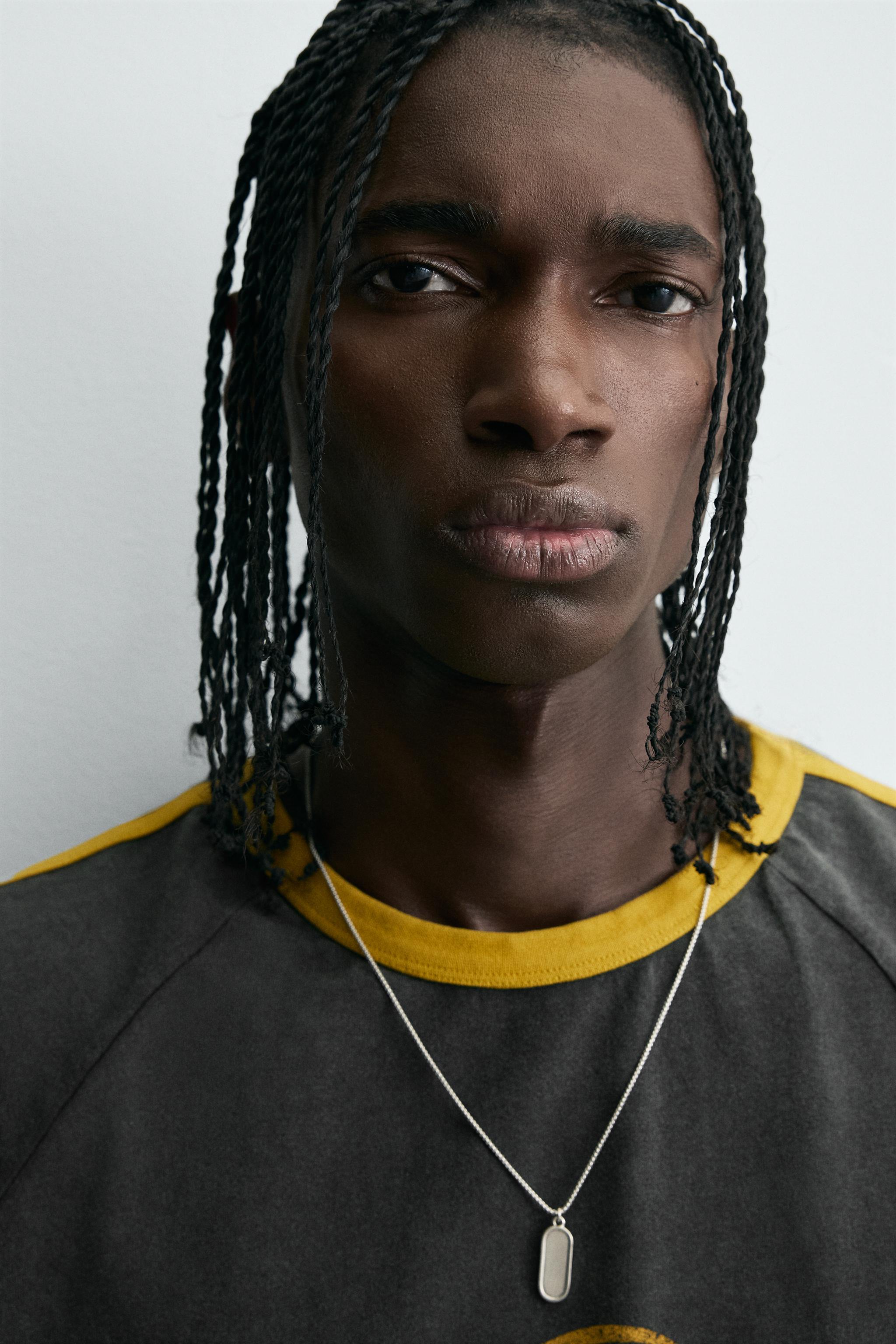 CONTRAST TEXT RIB T-SHIRT