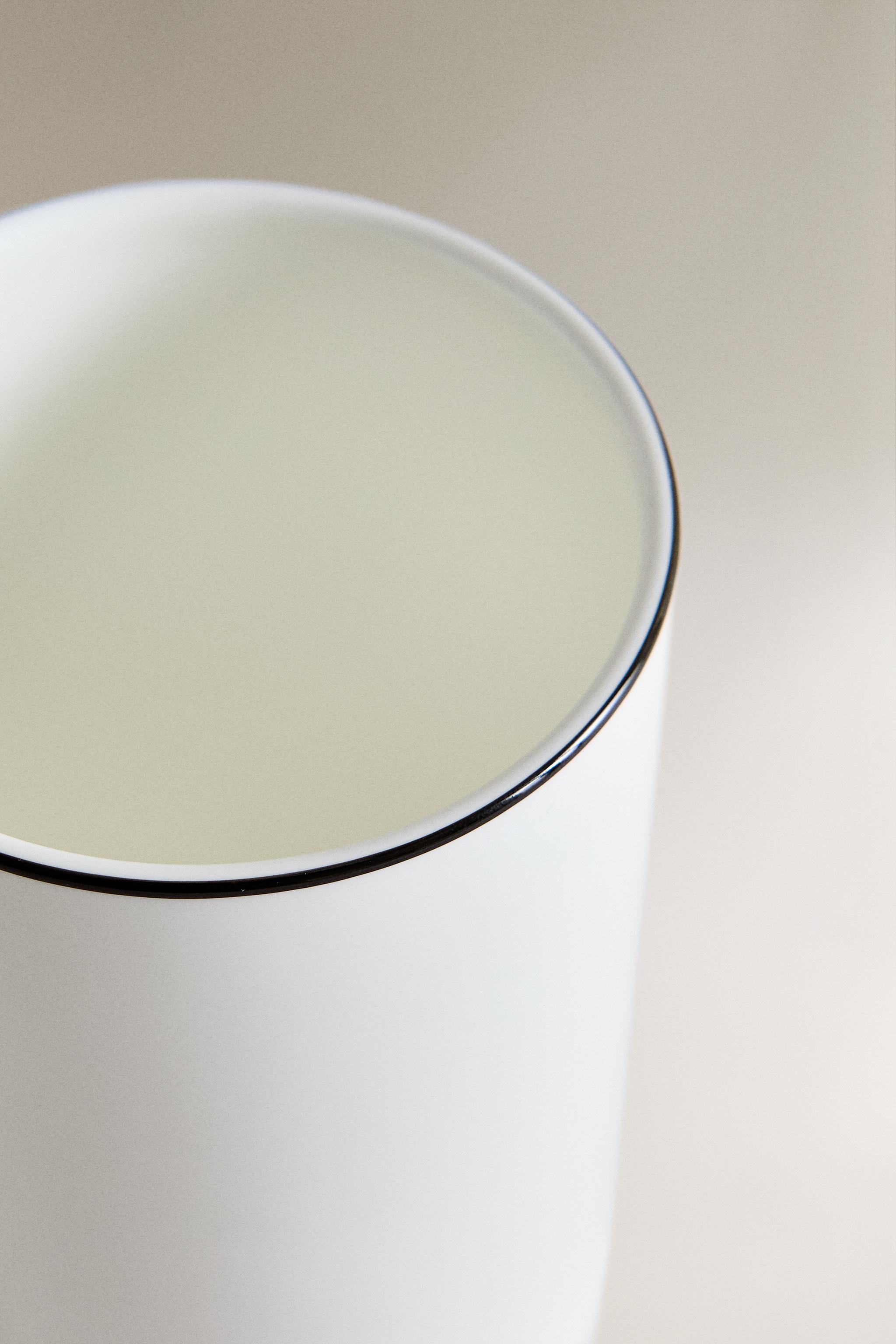 BONE CHINA MUG WITH BLACK RIM