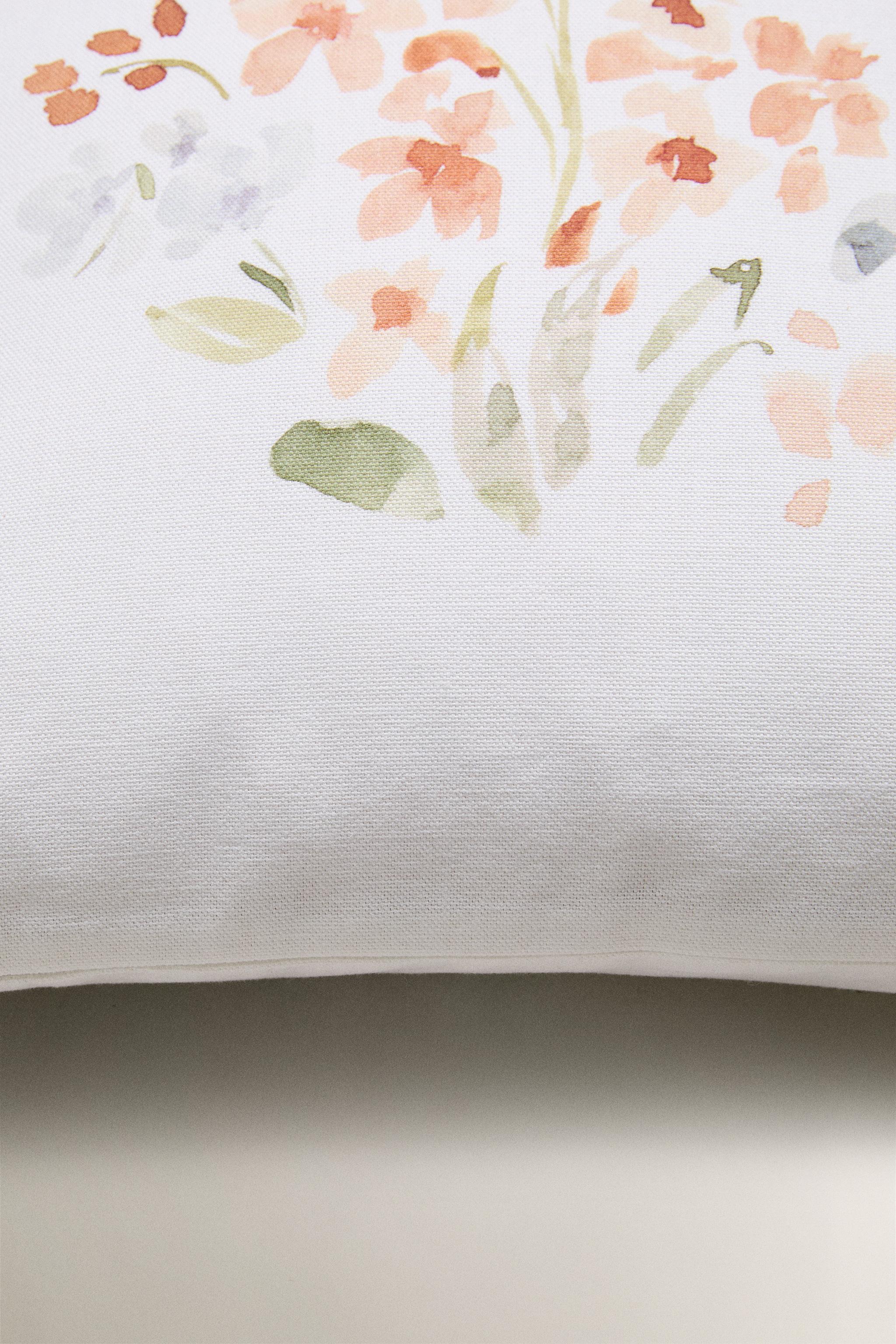 FLORAL PRINT THROW PILLOW COVER