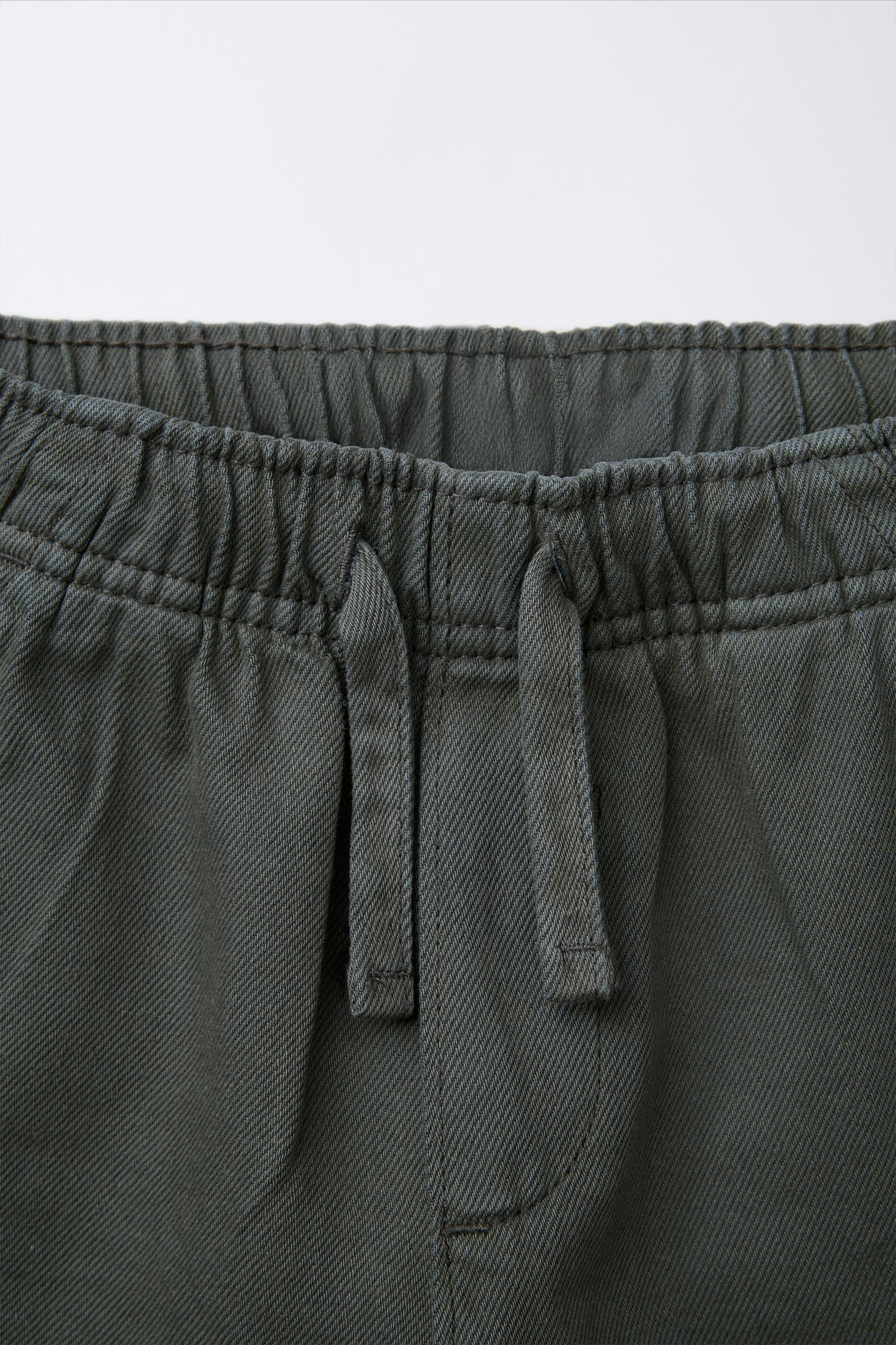 FLOWY STRAIGHT CARGO SHORTS