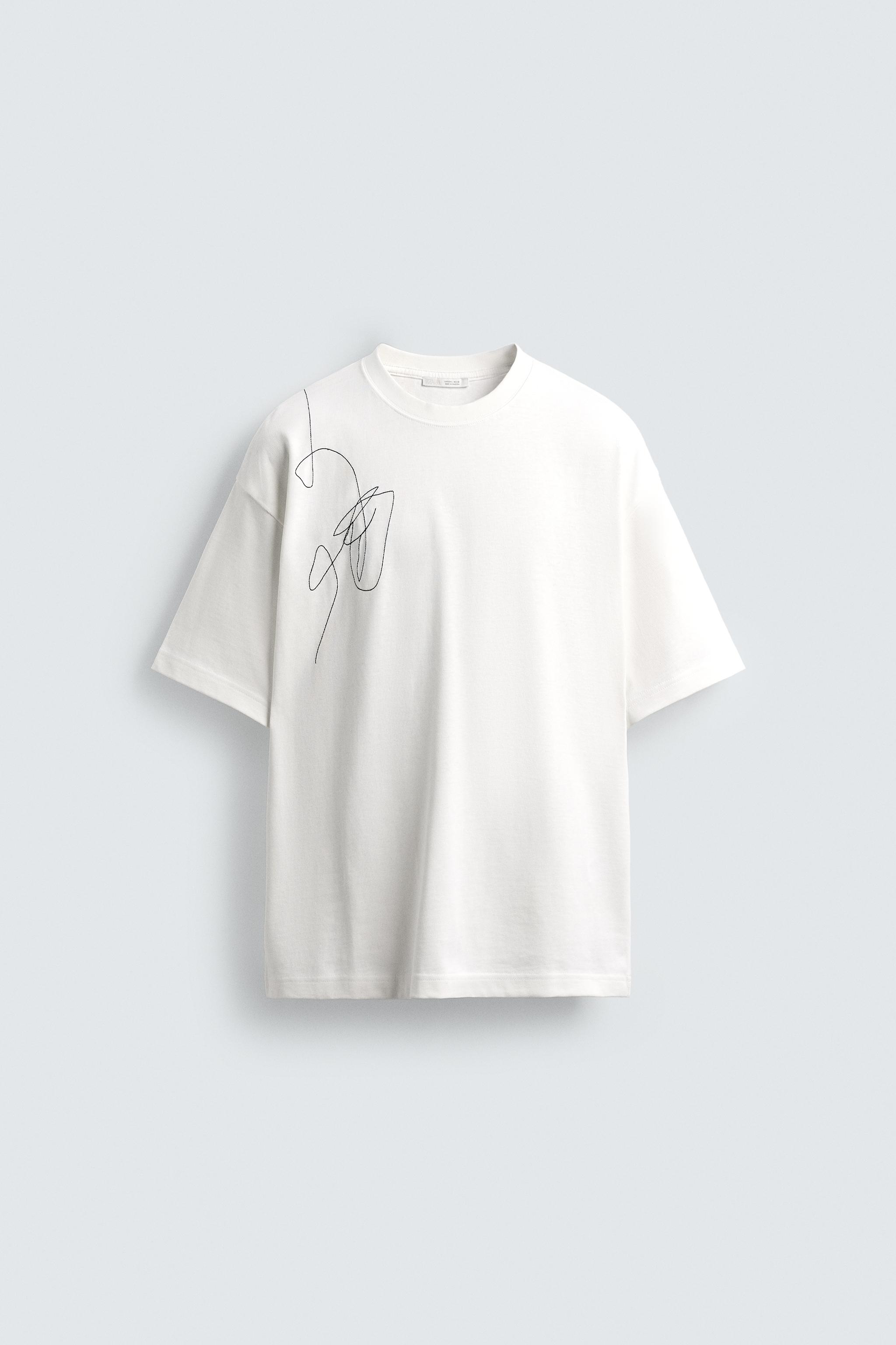 EMBROIDERED PHOTO PRINT T-SHIRT