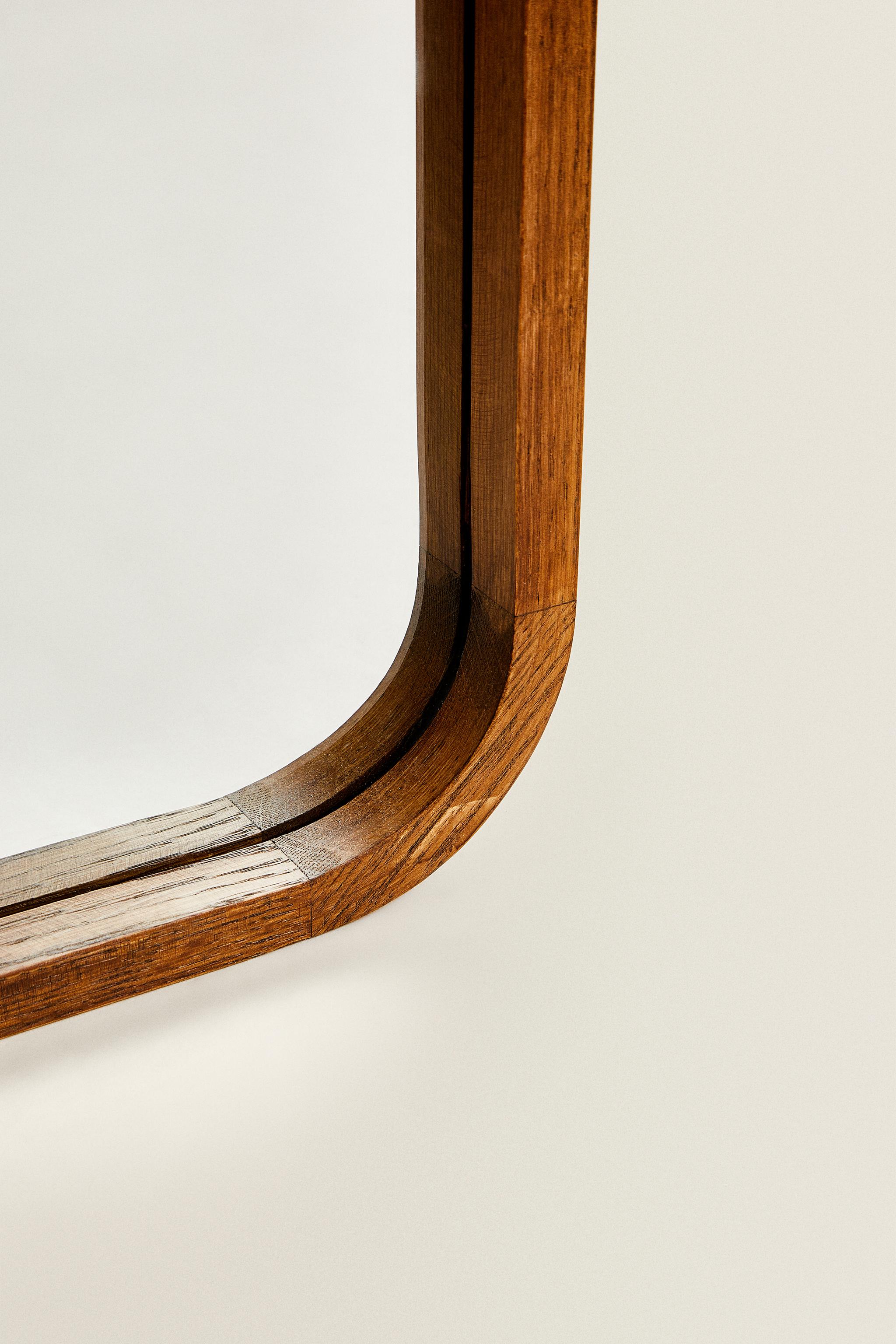 ROUND FRAME FULL LENGTH MIRROR