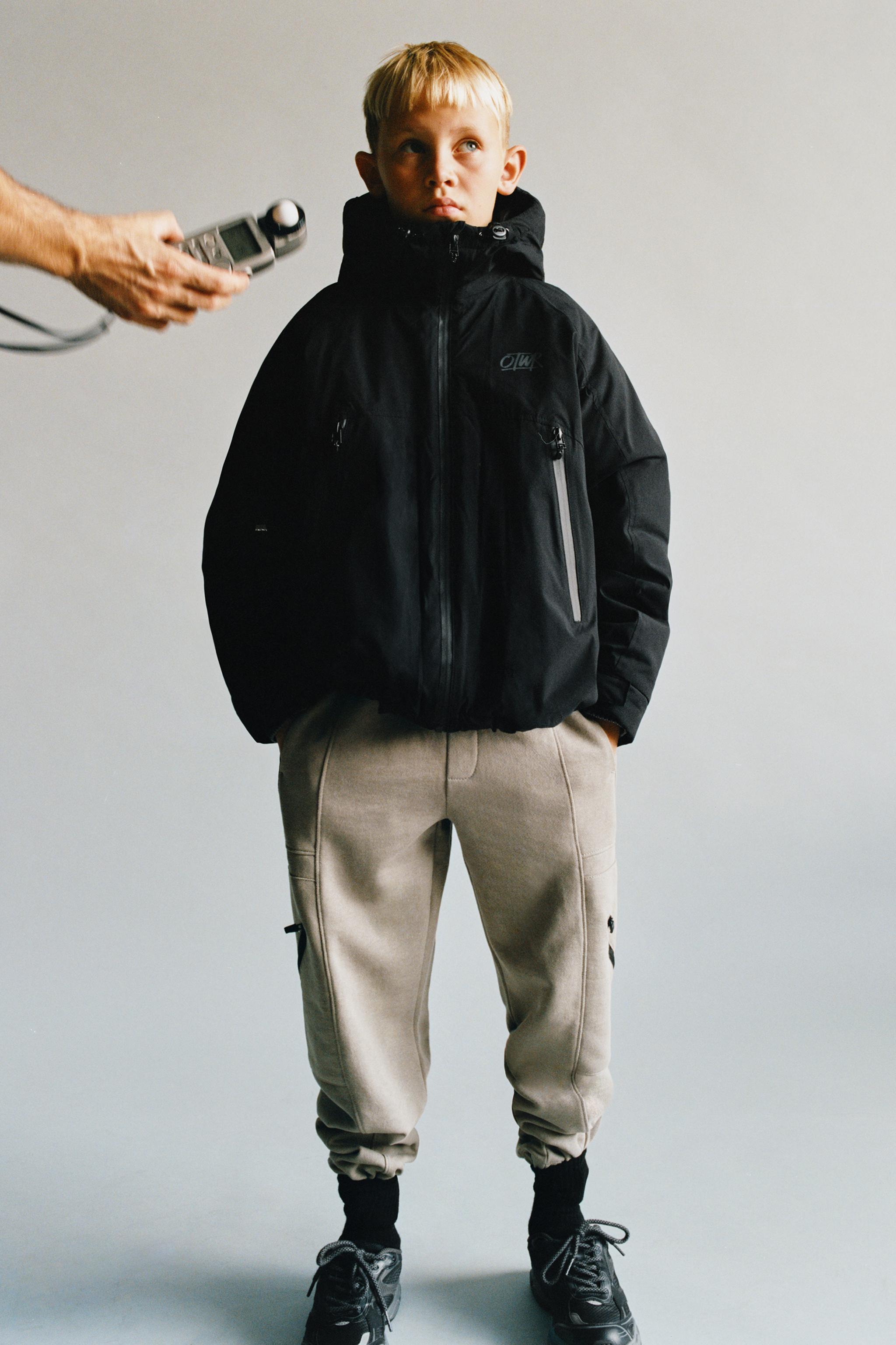 ZIPPERED PUFFER JACKET