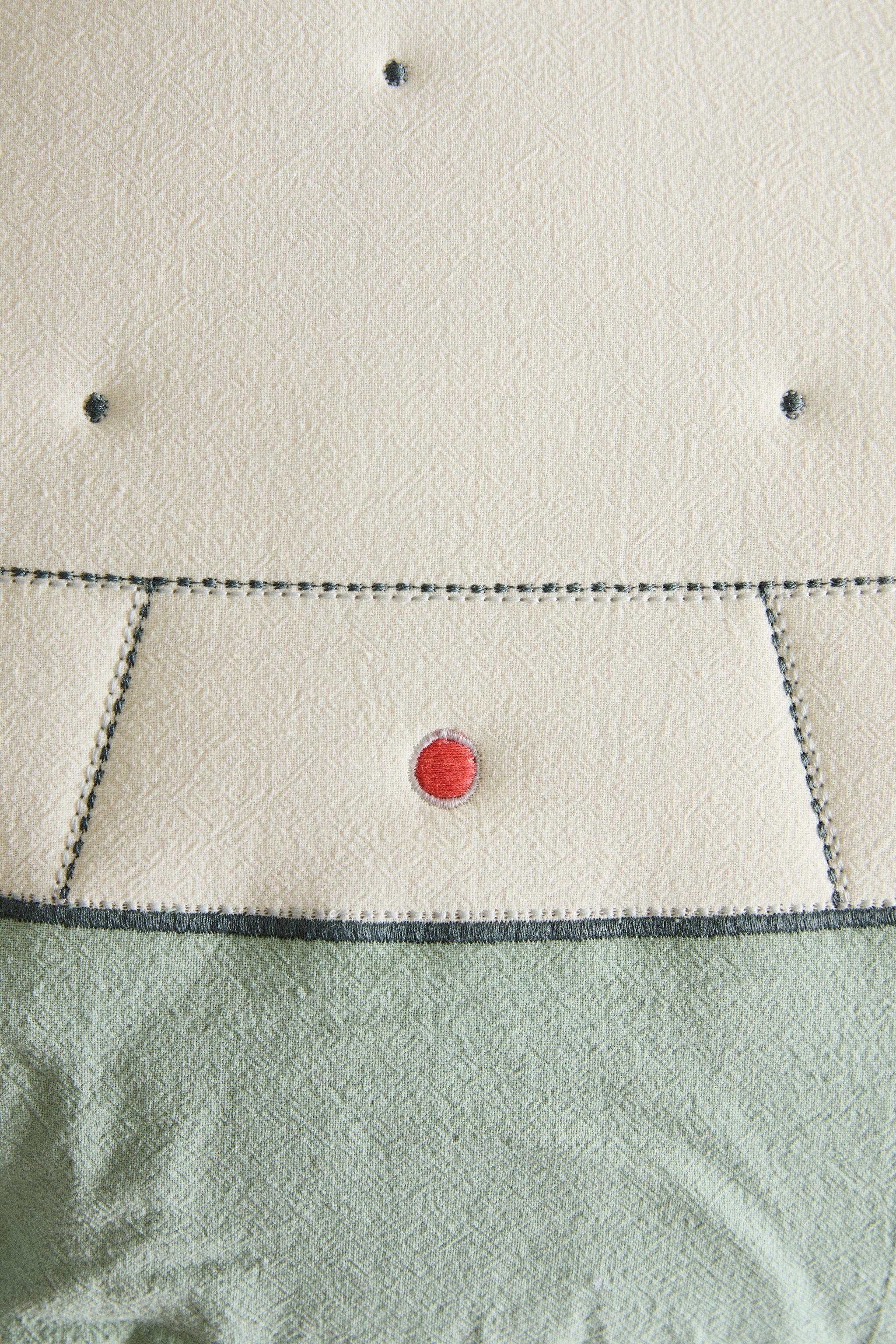 CHILDREN'S SPACECRAFT THROW PILLOW