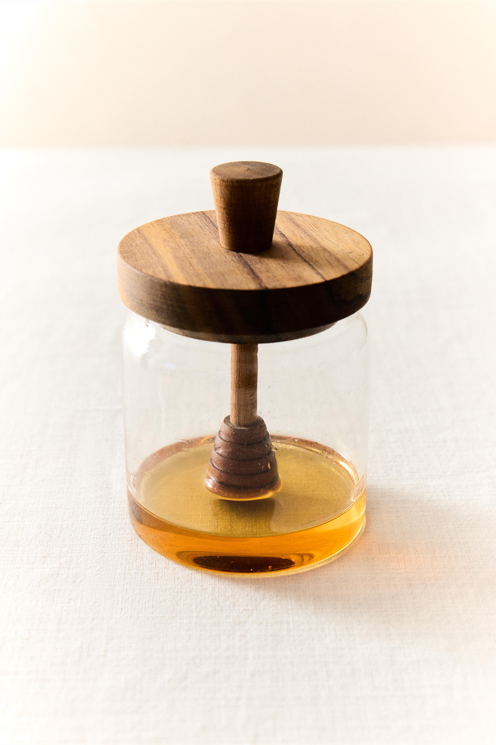 BOROSILICATE GLASS AND WOOD HONEY JAR