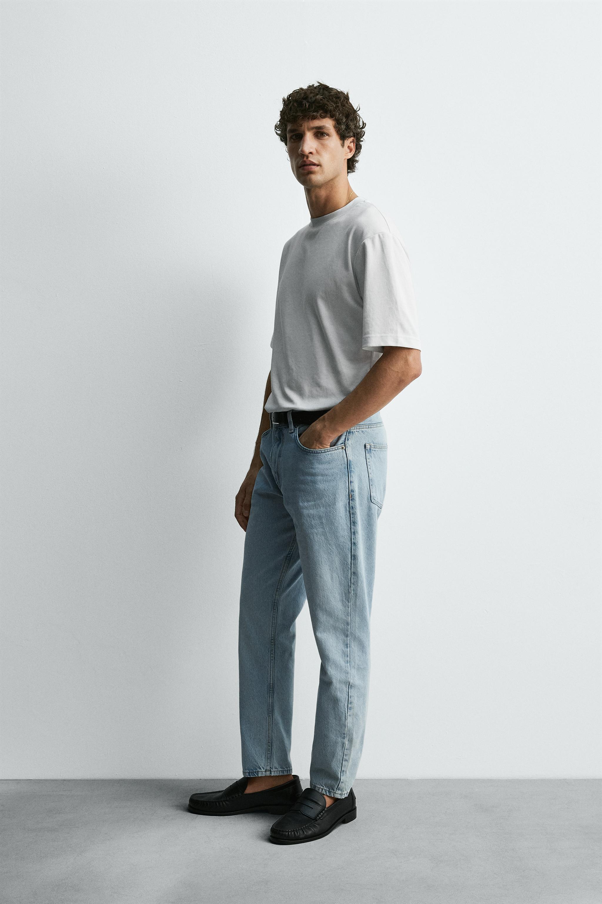 SLIM TAPERED FIT JEANS