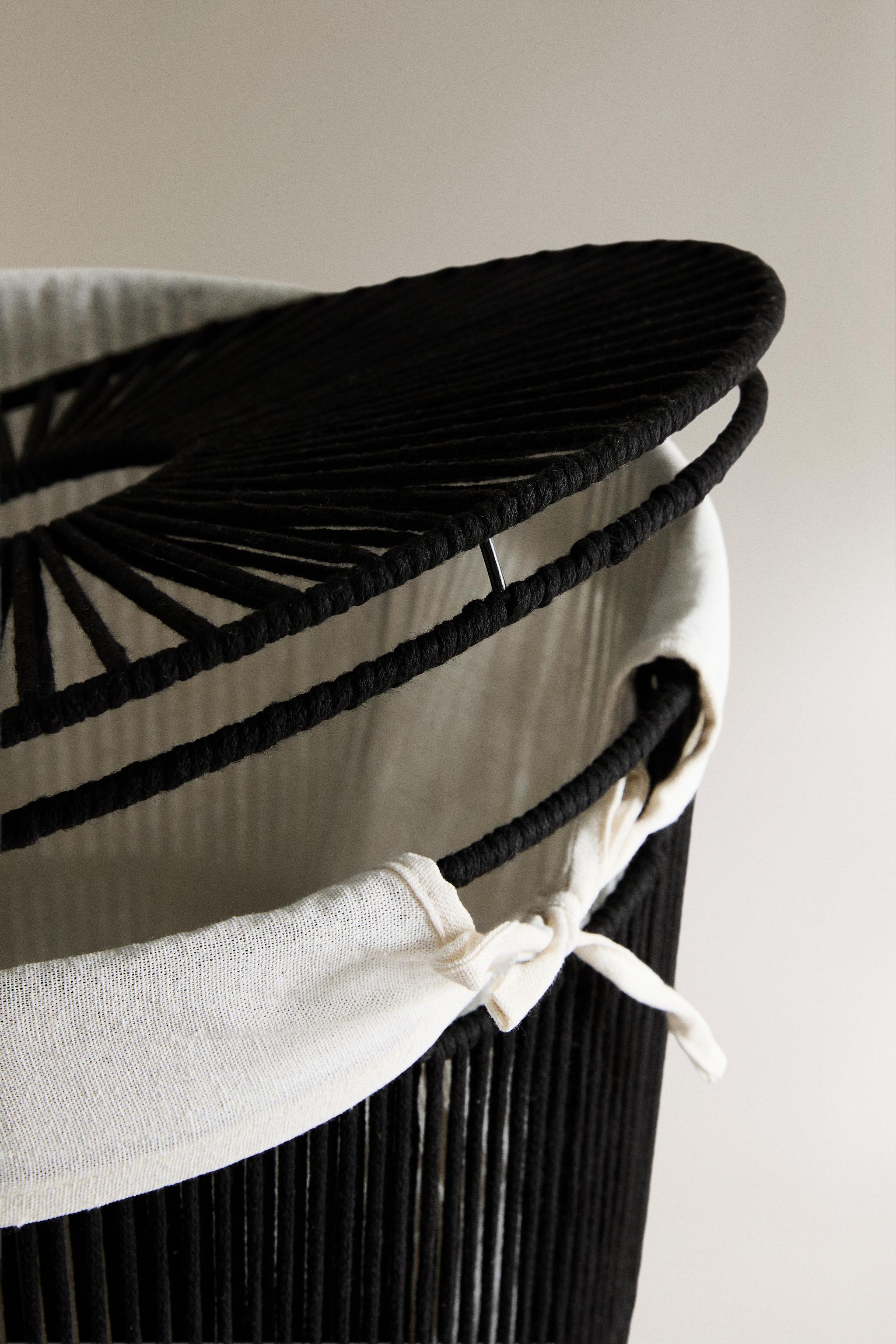 FABRIC-LINED LAUNDRY HAMPER