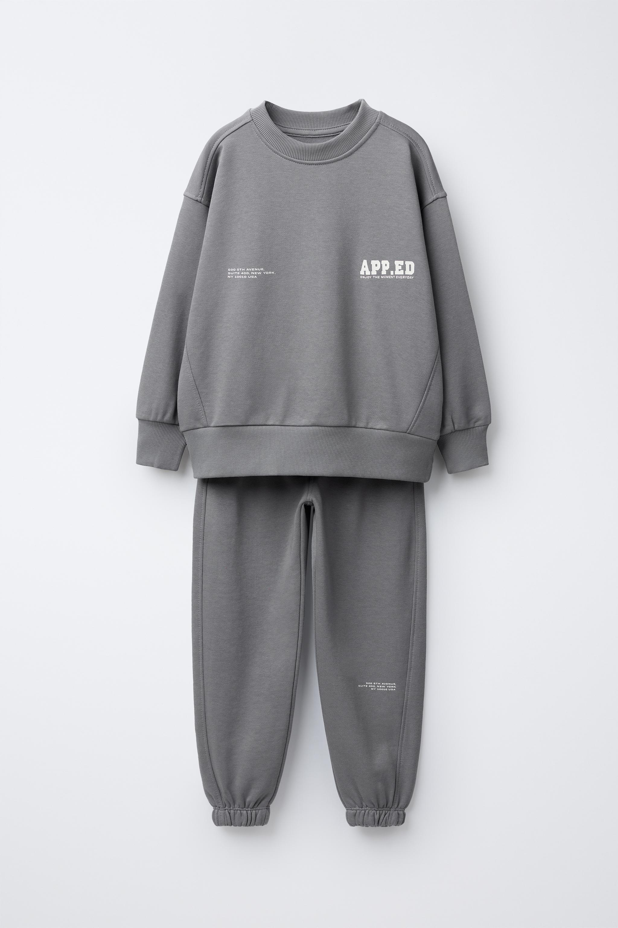 TEXT PRINT SWEATSHIRT AND JOGGER PANTS SET
