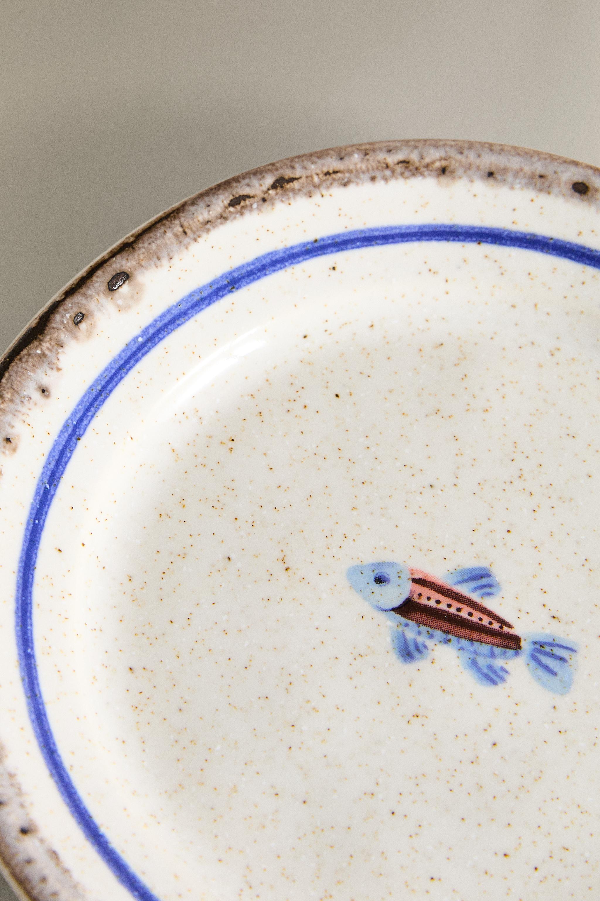 STONEWARE FISH SIDE PLATE