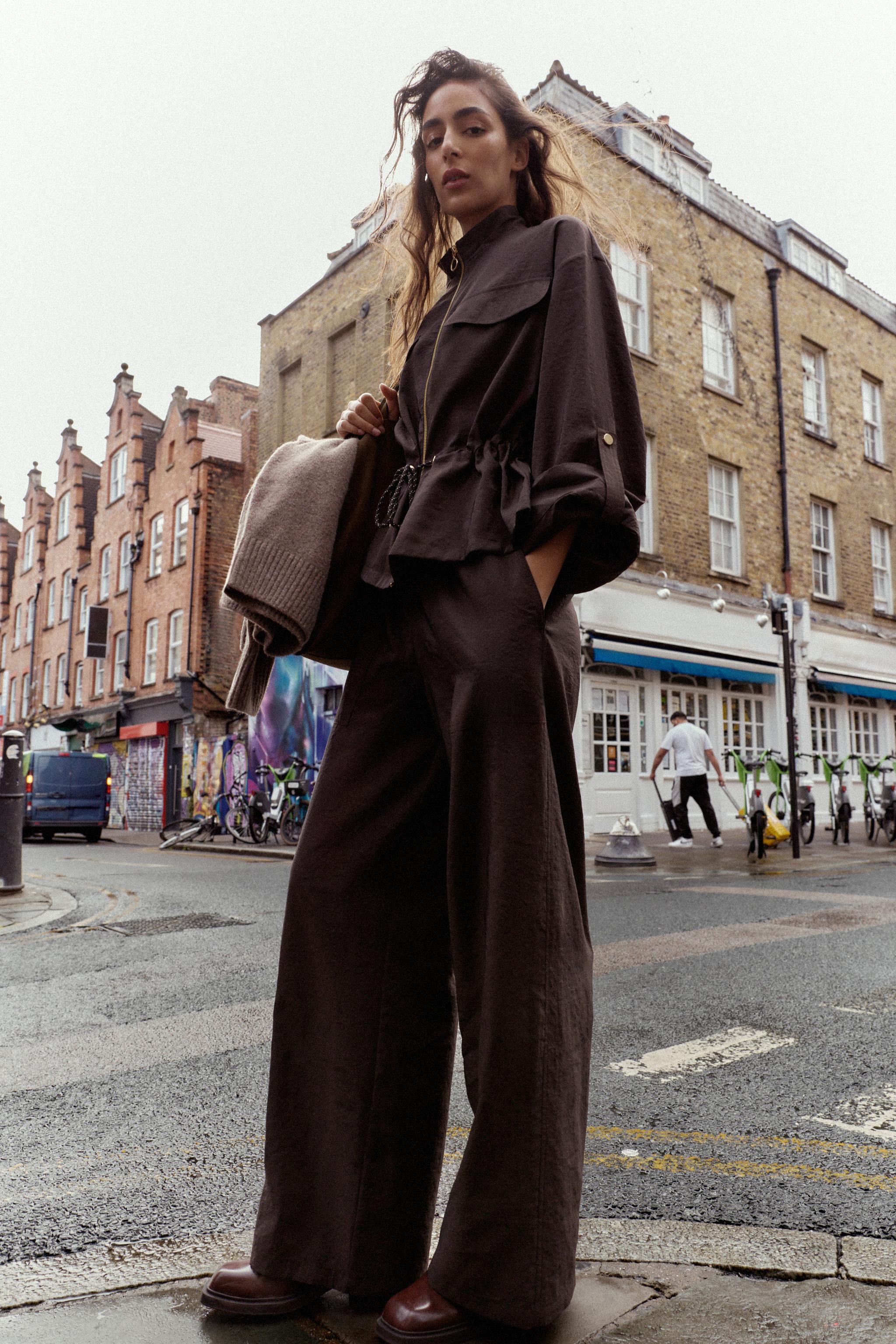 WIDE LEG ELASTIC WAIST PANTS