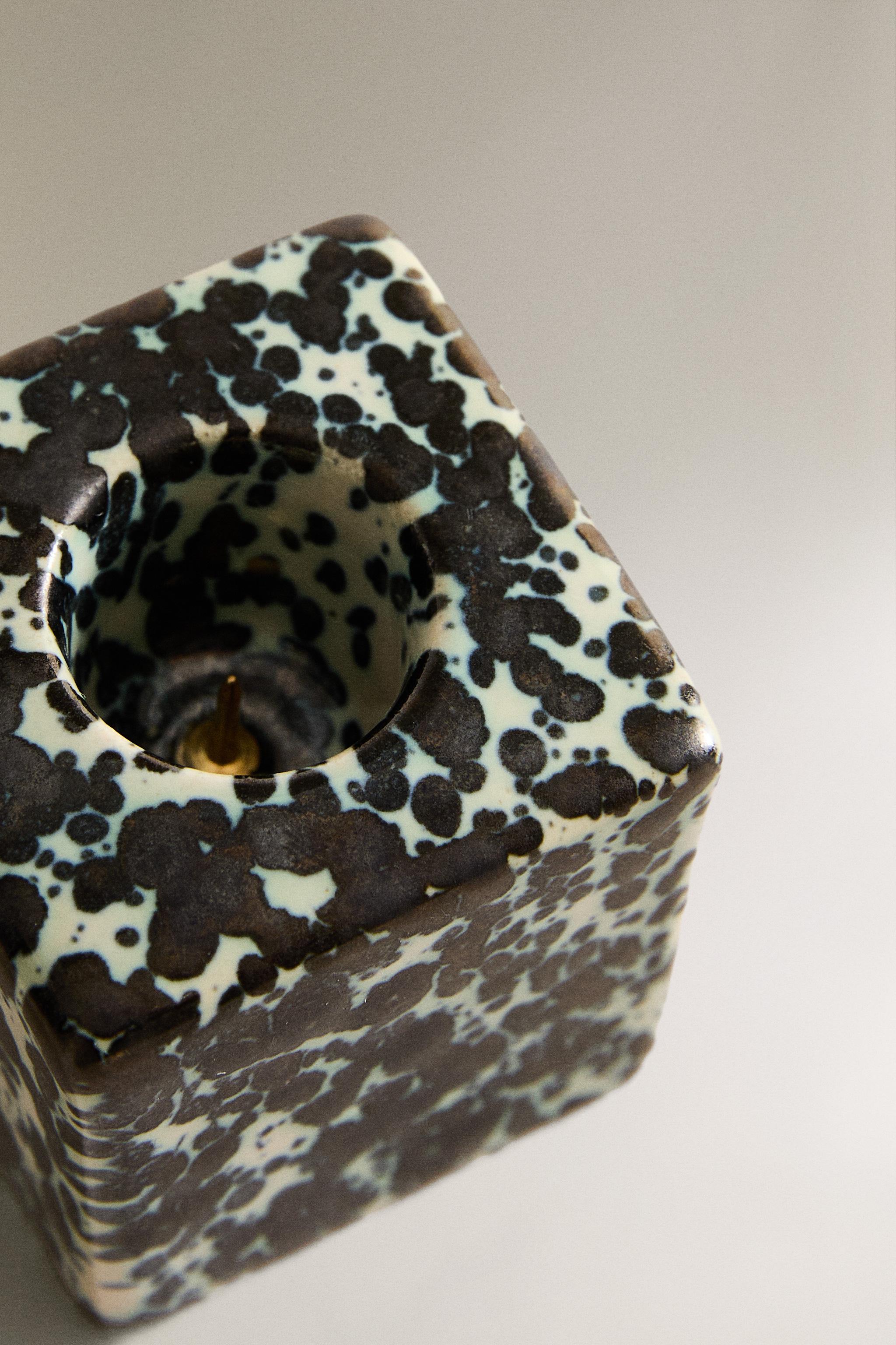 SPECKLED CANDLEHOLDER