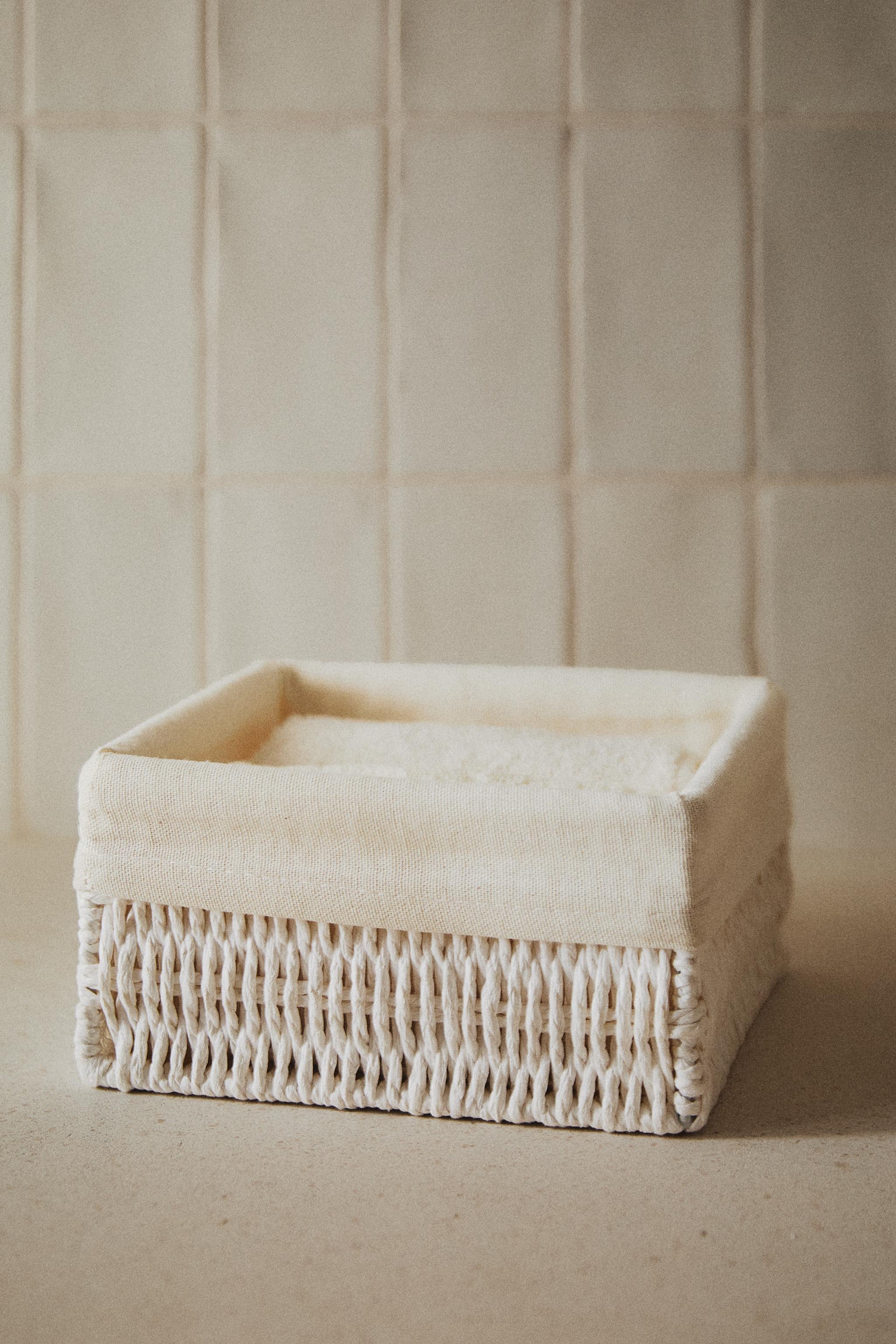 SQUARE FABRIC-LINED BASKET