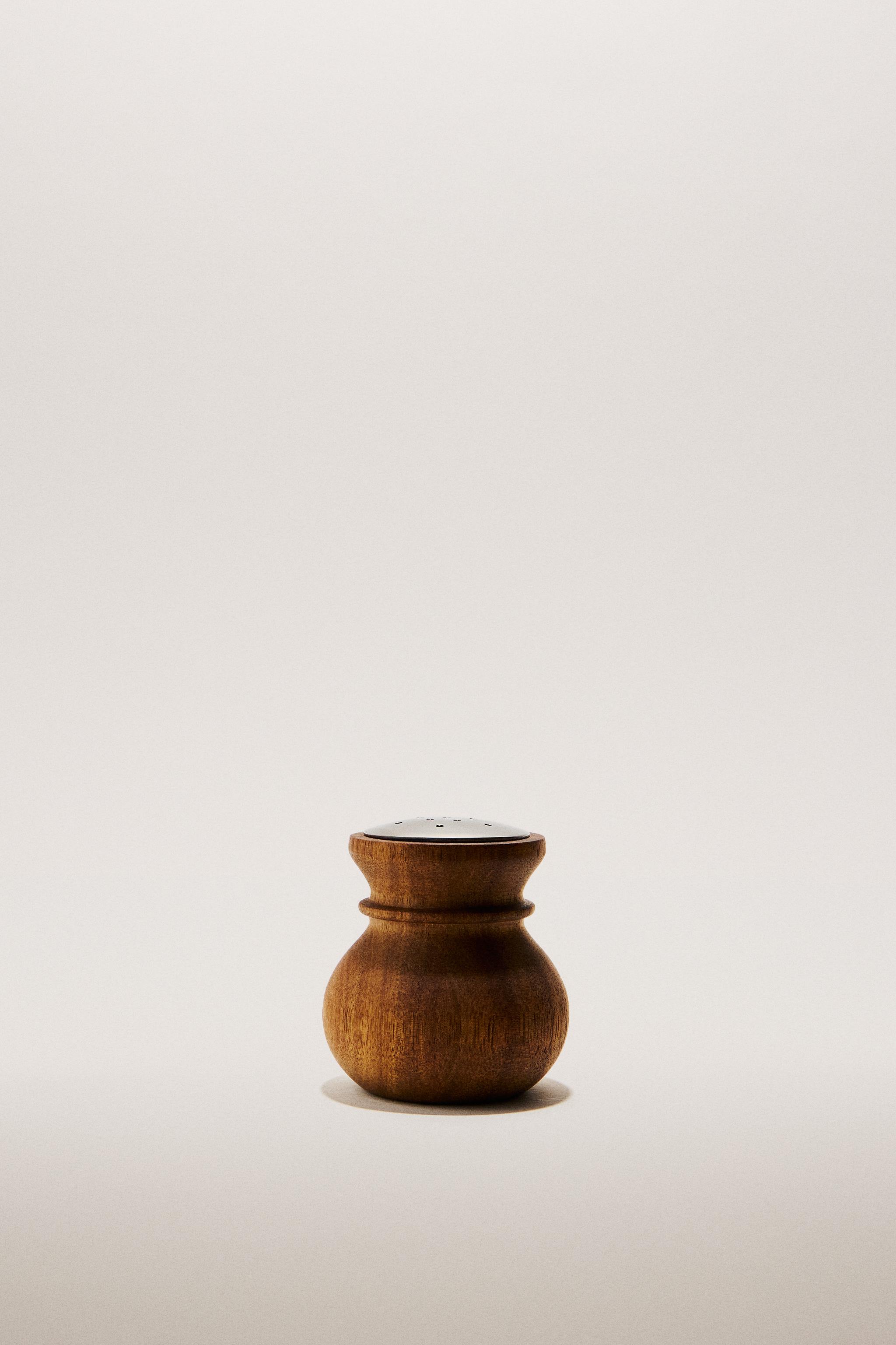 WOODEN SALT SHAKER