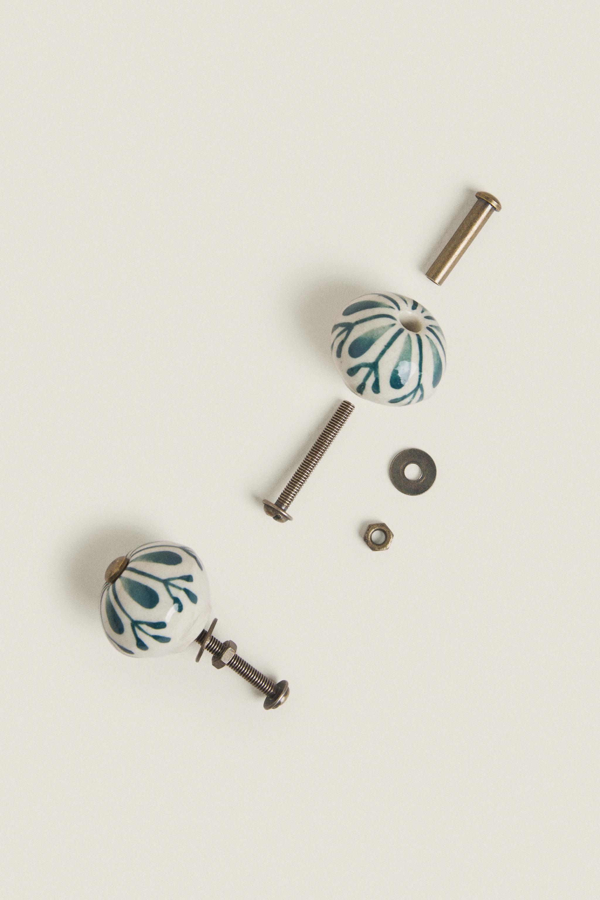 SET OF CERAMIC FLOWER KNOBS (SET OF 2)