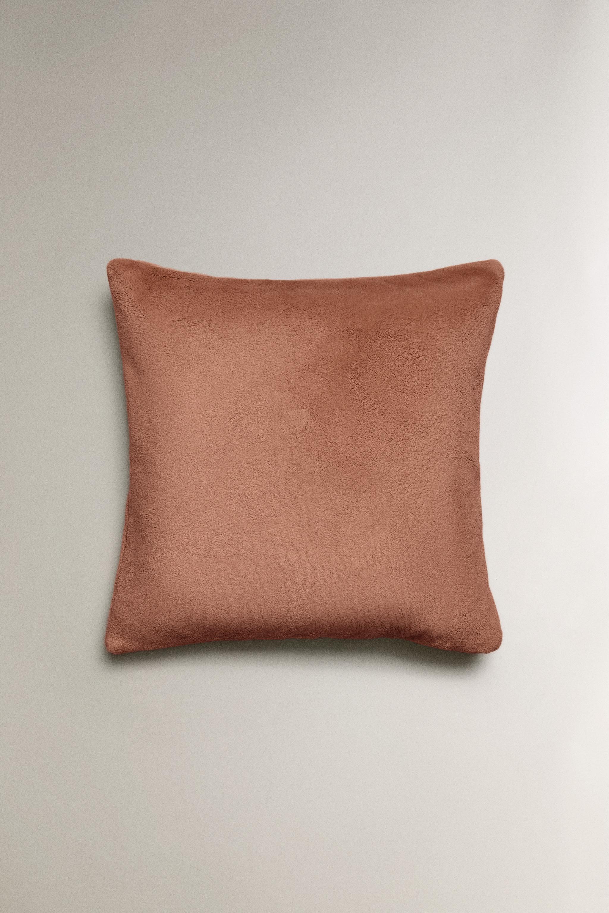 FAUX FUR THROW PILLOW COVER