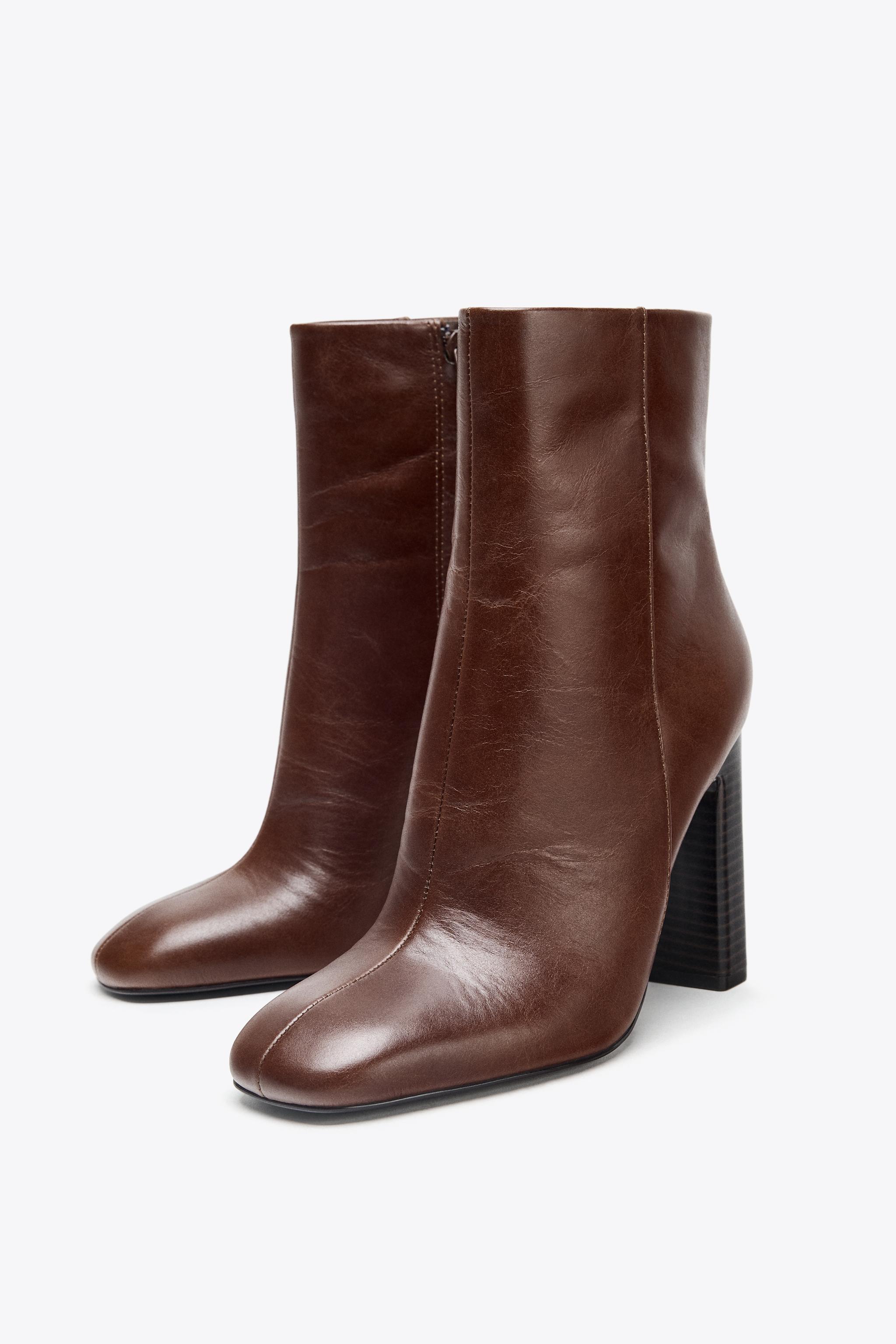 LEATHER WIDE HEEL ANKLE BOOTS