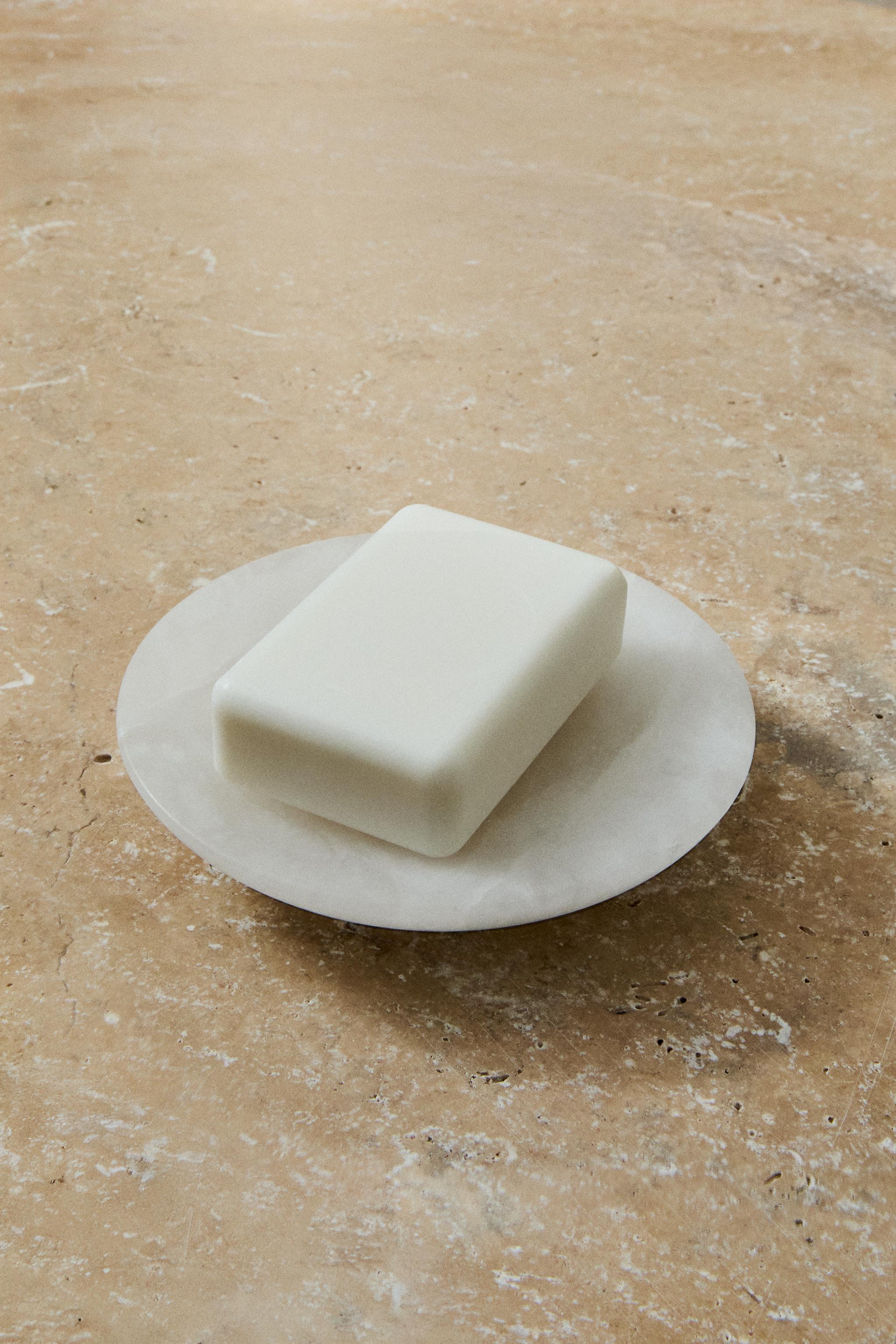 ALABASTER BATHROOM SOAP DISH