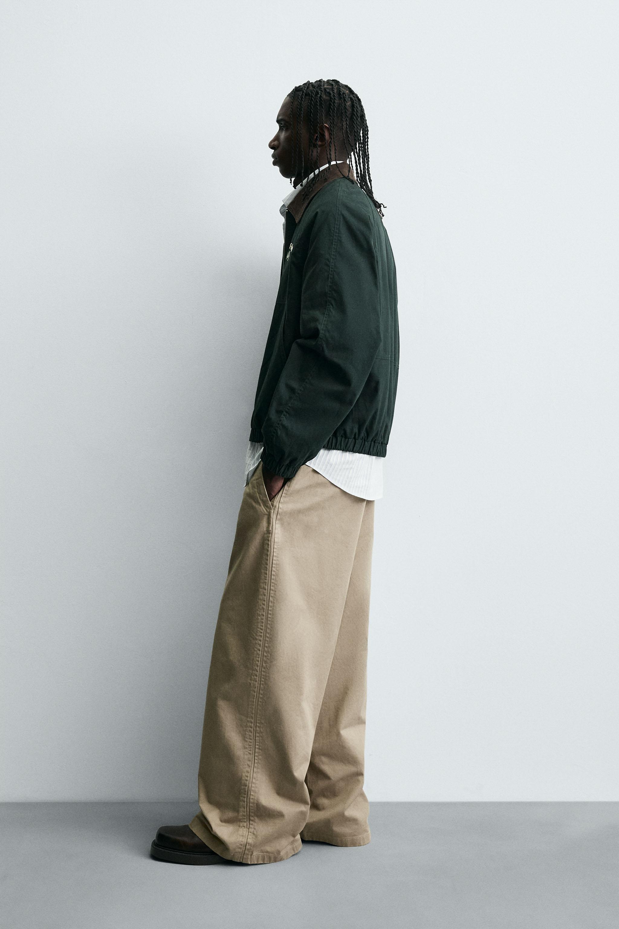 EMBROIDERED CONTRAST COLLAR JACKET