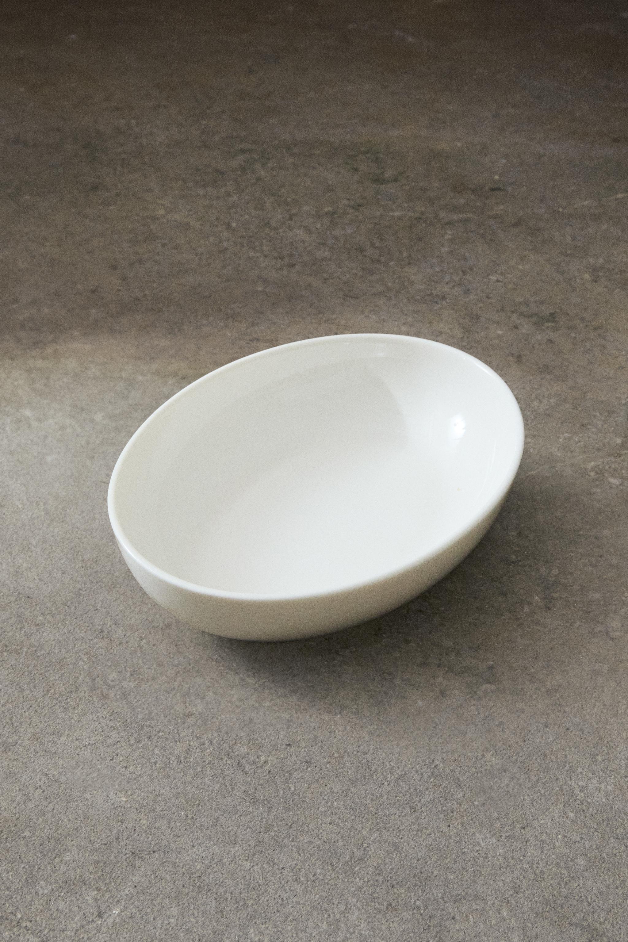 CERAMIC BATHROOM SOAP DISH