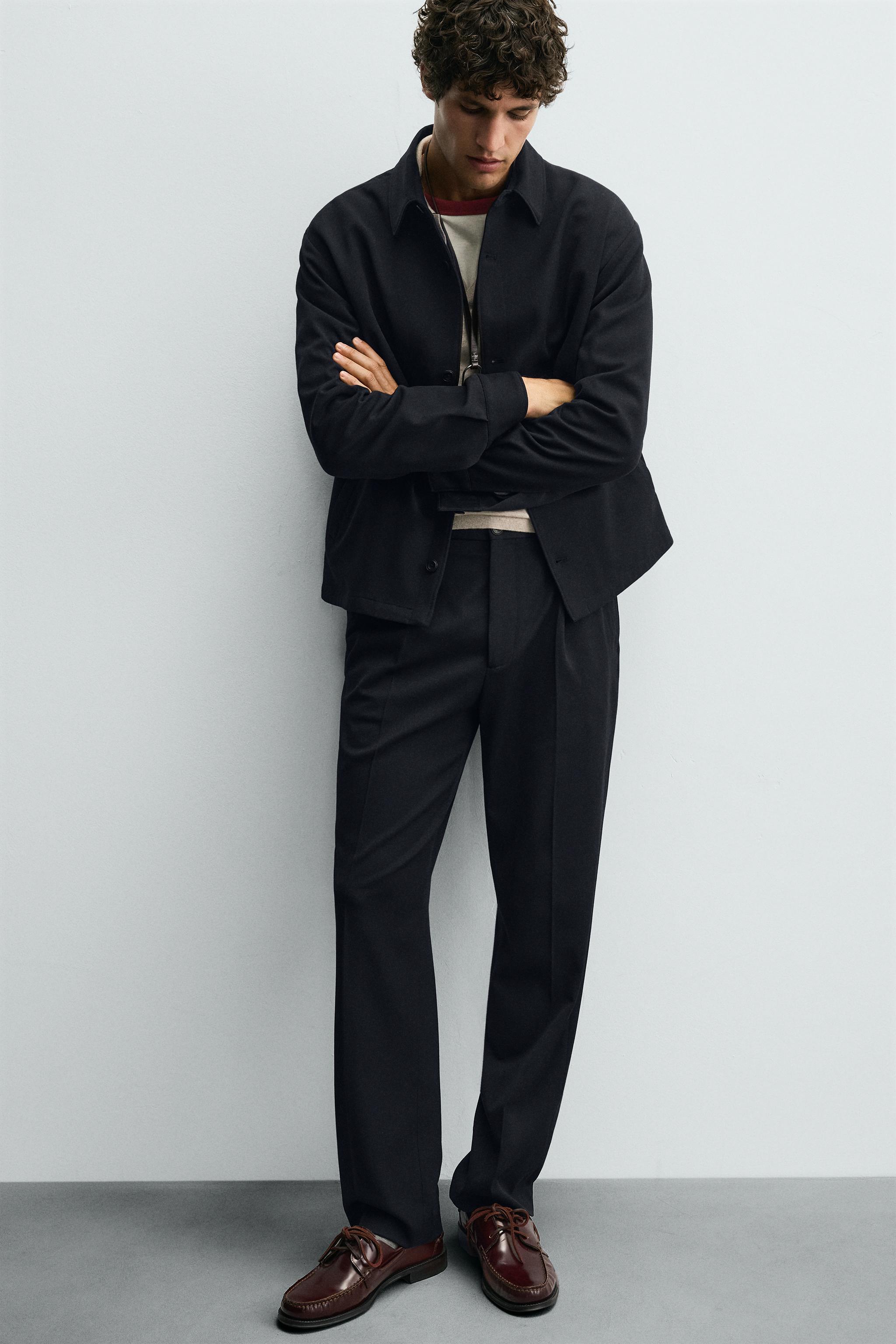 REGULAR FIT PLEATED PANTS