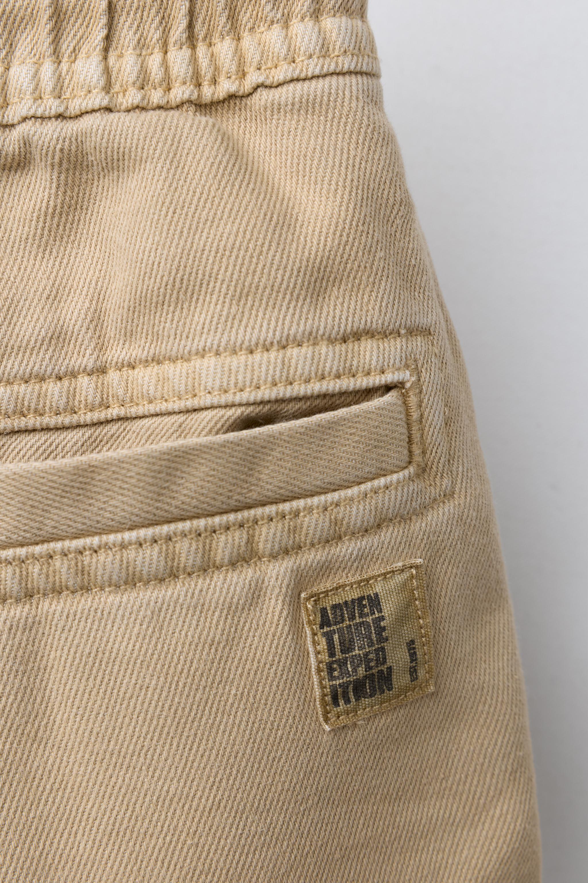 FLOWY SHORTS WITH ELASTIC WAIST