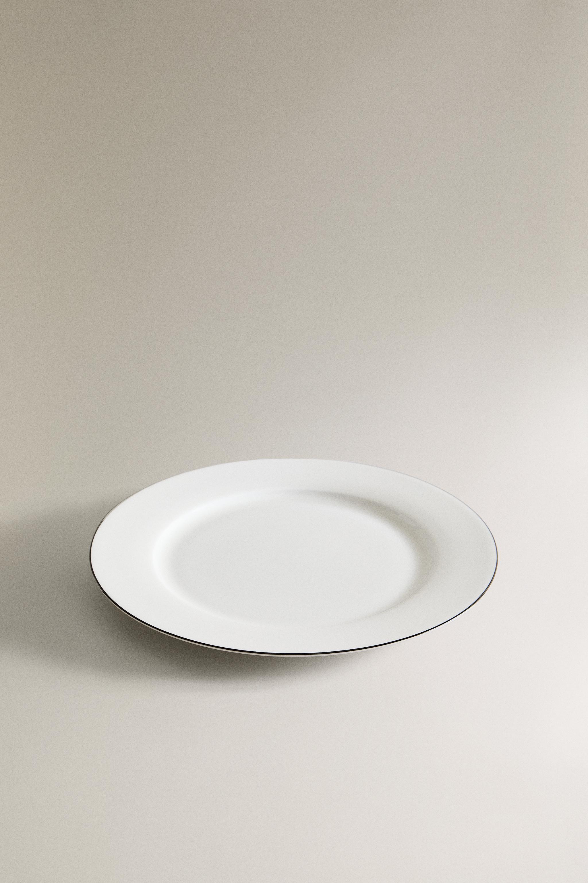 BONE CHINA DINNER PLATE WITH BLACK RIM