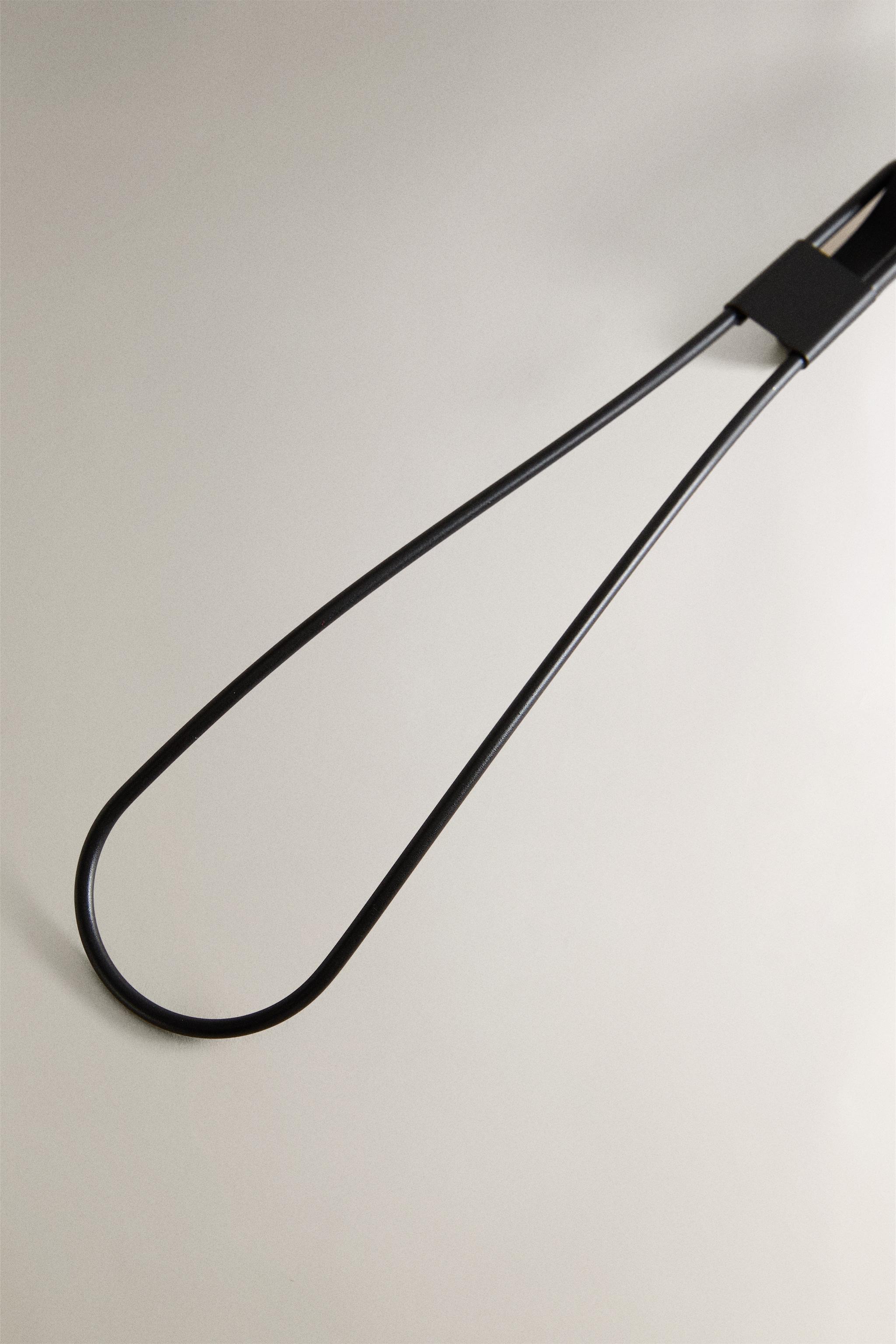 FOLDABLE METAL HANGER